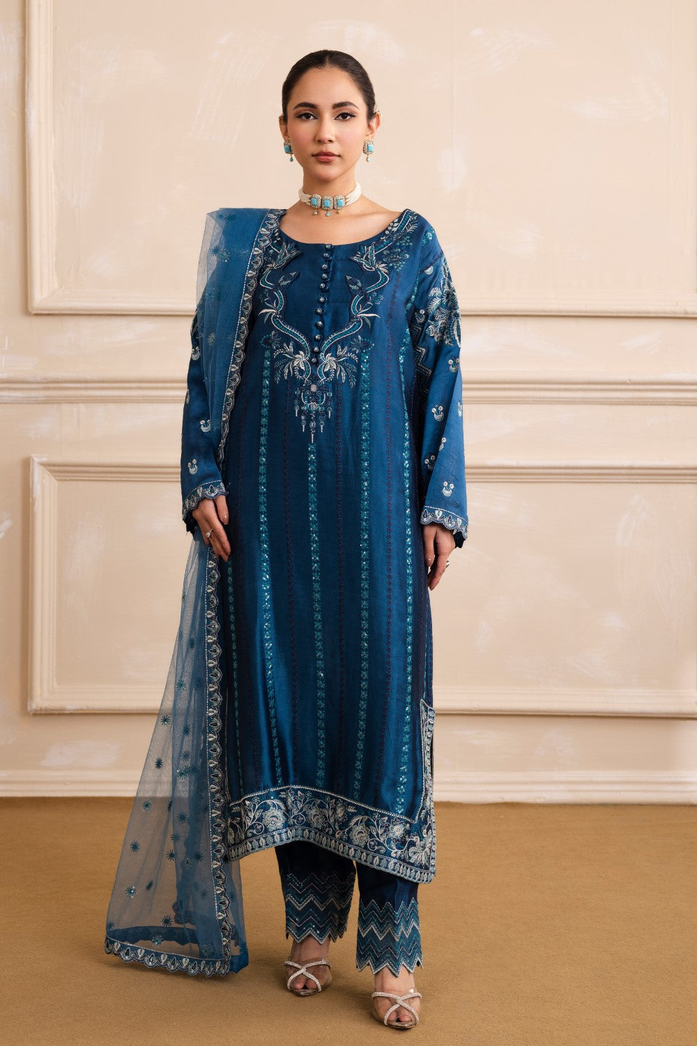 Maryum N Maria | Izara Formals | LAMIS - MW40038 XS Deep Blue Organza Silk