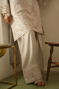 Cross Stitch | Luxe Atelier 25 | GRAY DAWN
