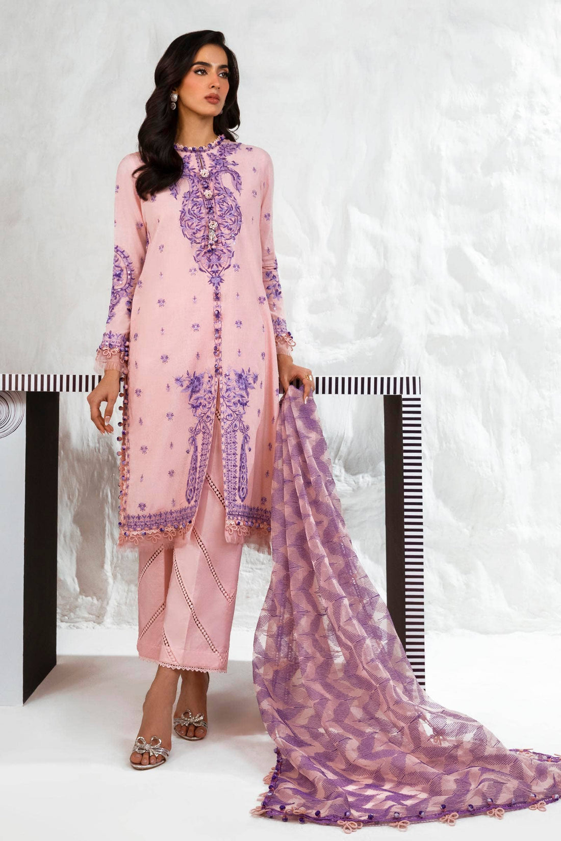 Sana Safinaz | Muzlin Summer 24 | 009B-CT - Pakistani Designer Dress - by Sana Safinaz | Type: Luxury - 100% Original at Saira Sultan