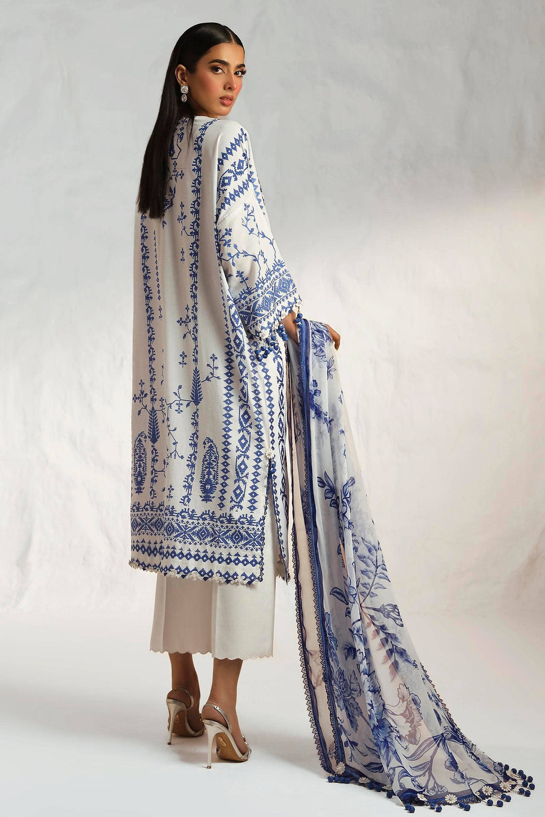 Sana Safinaz | Muzlin Summer 24 | 017A-CJ - Pakistani Designer Dress - by Sana Safinaz | Type: Luxury - 100% Original at Saira Sultan