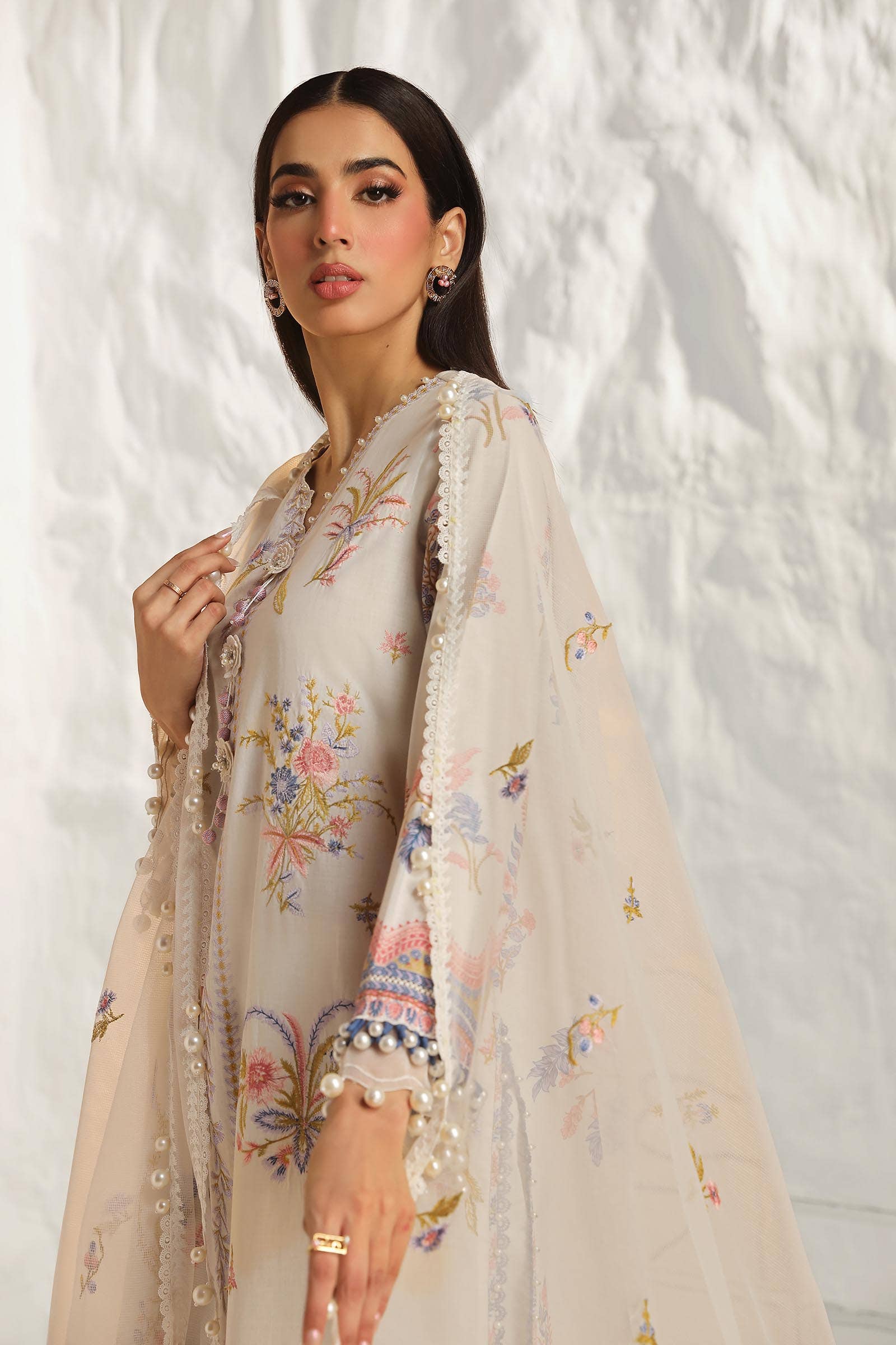 Sana Safinaz | Muzlin Summer 24 | 018B-CV - Pakistani Designer Dress - by Sana Safinaz | Type: Luxury - 100% Original at Saira Sultan