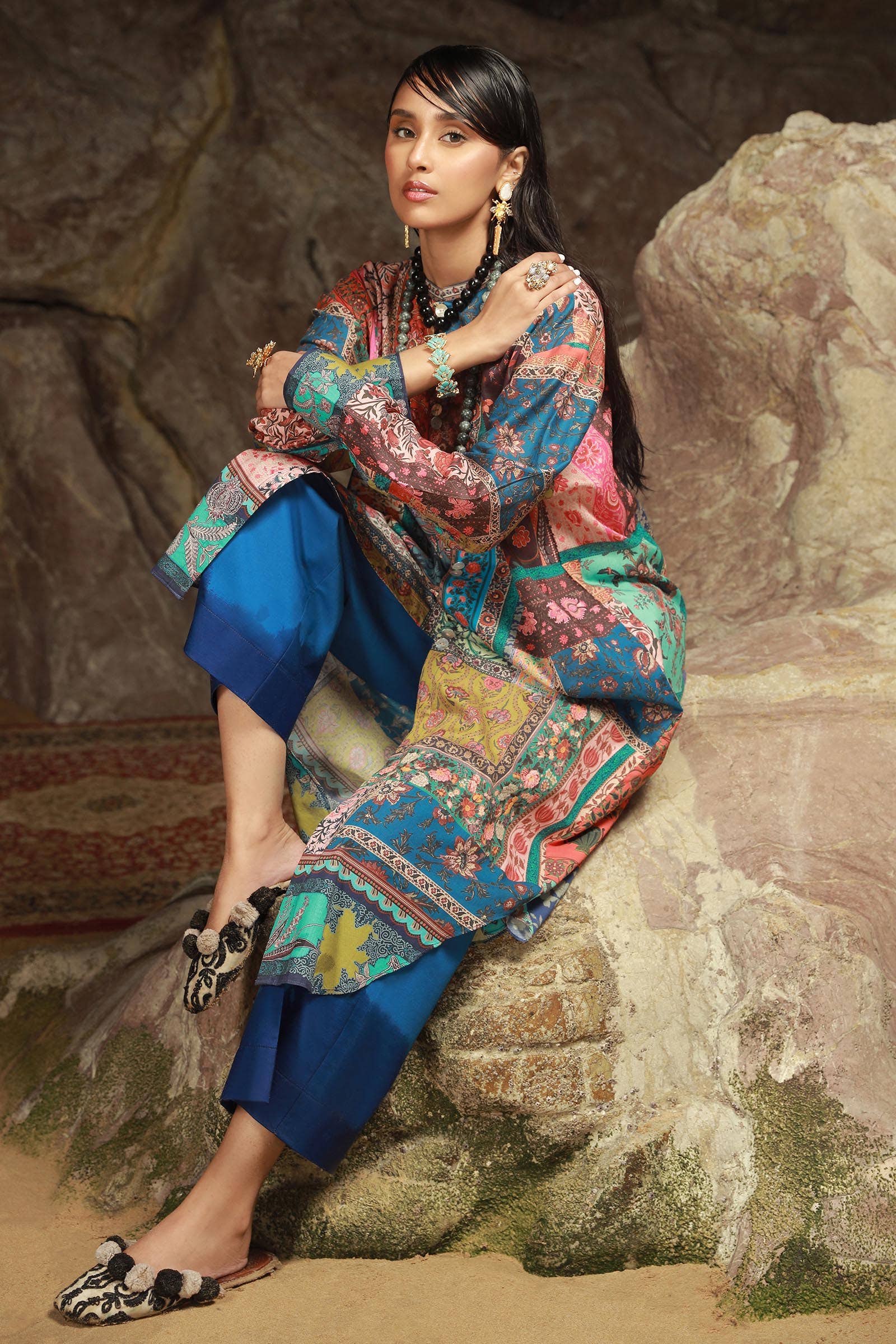 Sana Safinaz | Mahay Spring 24 | H241-014B-2C - Pakistani Designer Dress - by Sana Safinaz | Type: Luxury - 100% Original at Saira Sultan