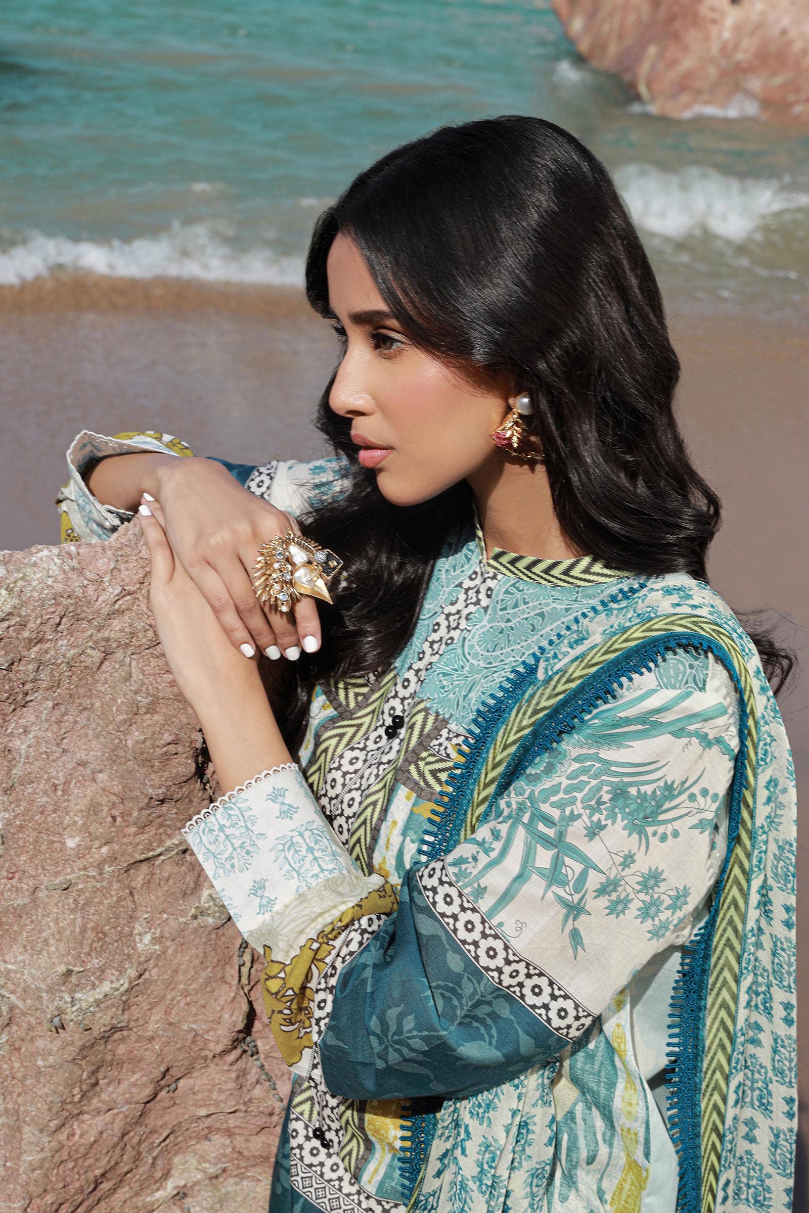 Sana Safinaz | Mahay Spring 24 | H241-015A-2I - Pakistani Designer Dress - by Sana Safinaz | Type: Luxury - 100% Original at Saira Sultan