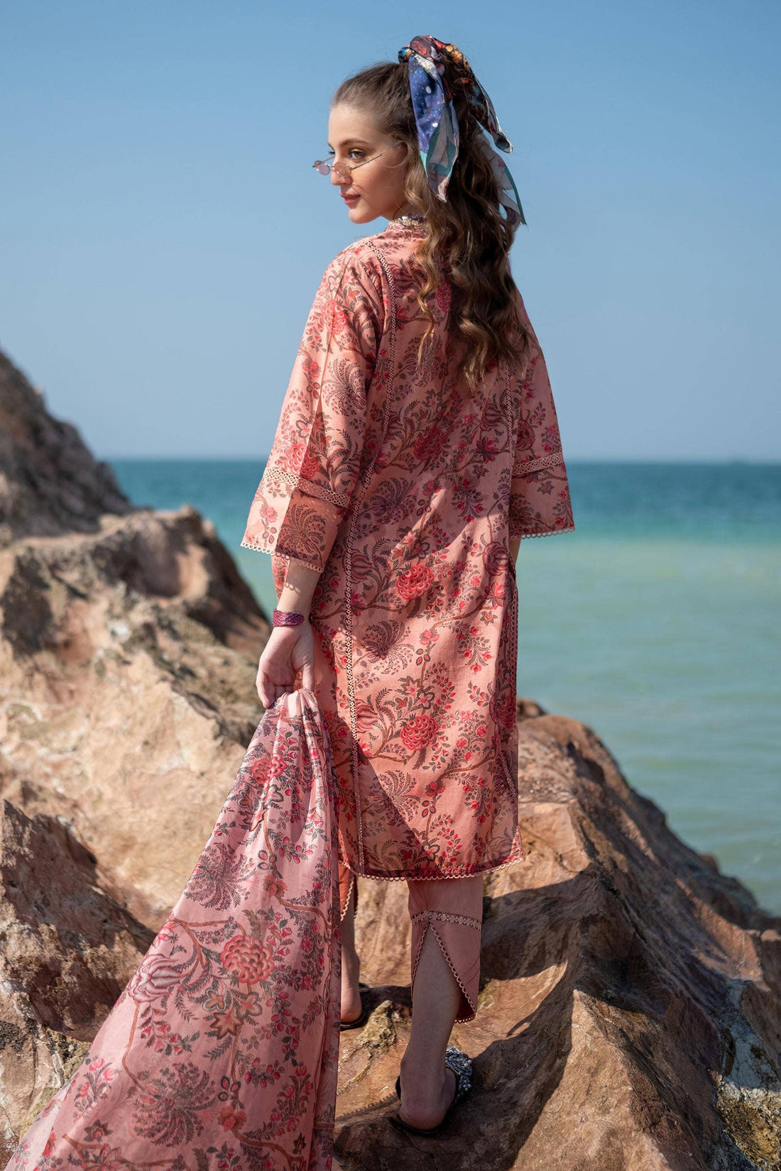 Sana Safinaz | Mahay Spring 24 | H241-016B-3CK - Pakistani Designer Dress - by Sana Safinaz | Type: Luxury - 100% Original at Saira Sultan