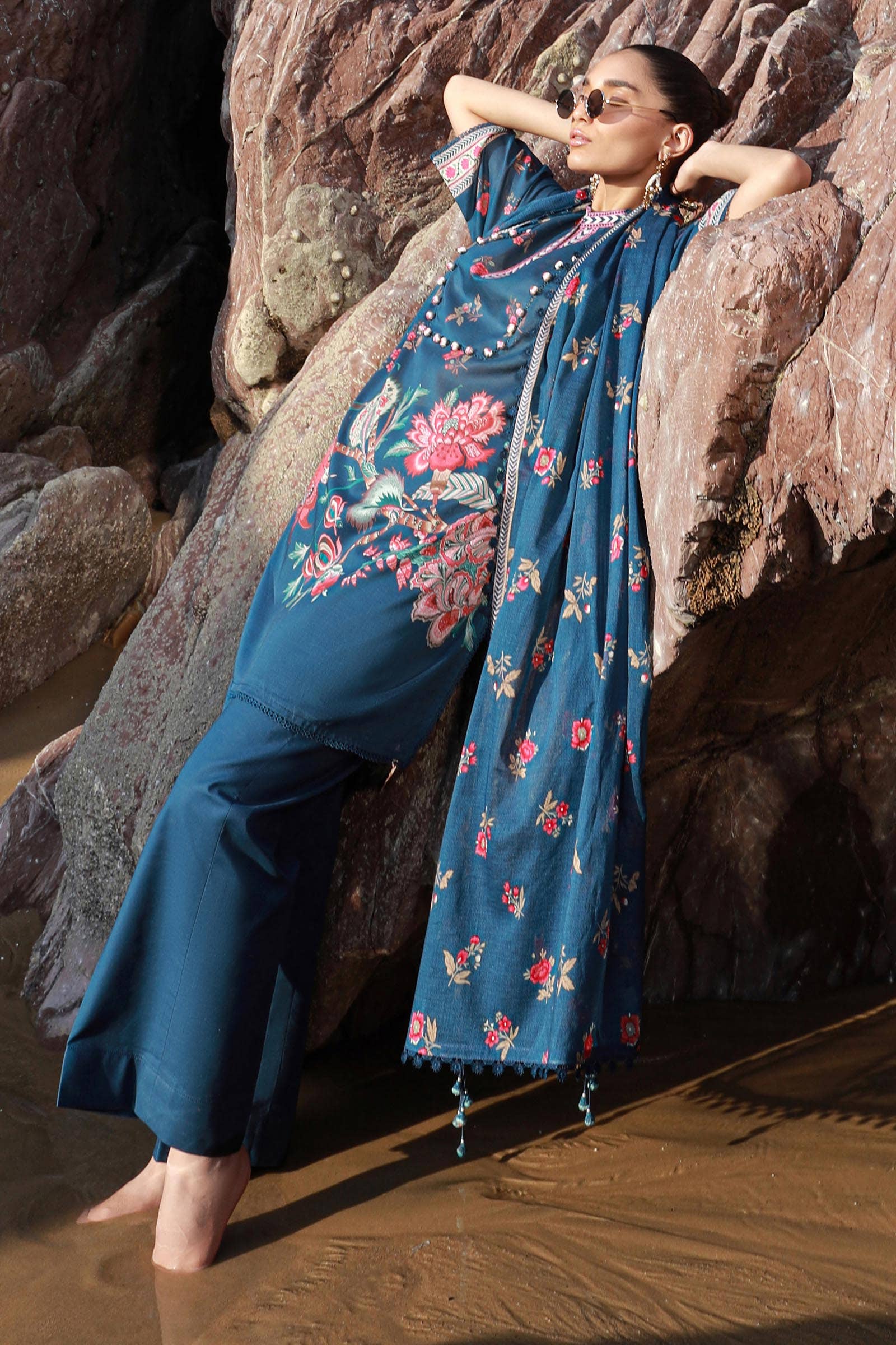 Sana Safinaz | Mahay Spring 24 | H241-020B-3CG - Pakistani Designer Dress - by Sana Safinaz | Type: Luxury - 100% Original at Saira Sultan