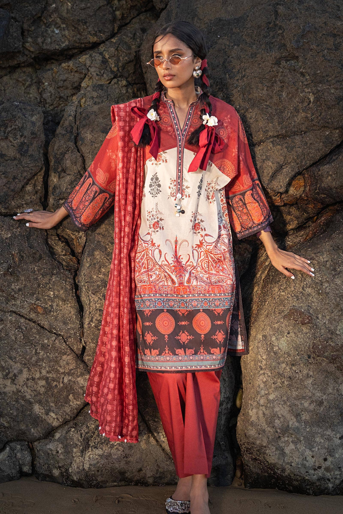 Sana Safinaz | Mahay Spring 24 | H241-021A-3DE - Pakistani Designer Dress - by Sana Safinaz | Type: Luxury - 100% Original at Saira Sultan