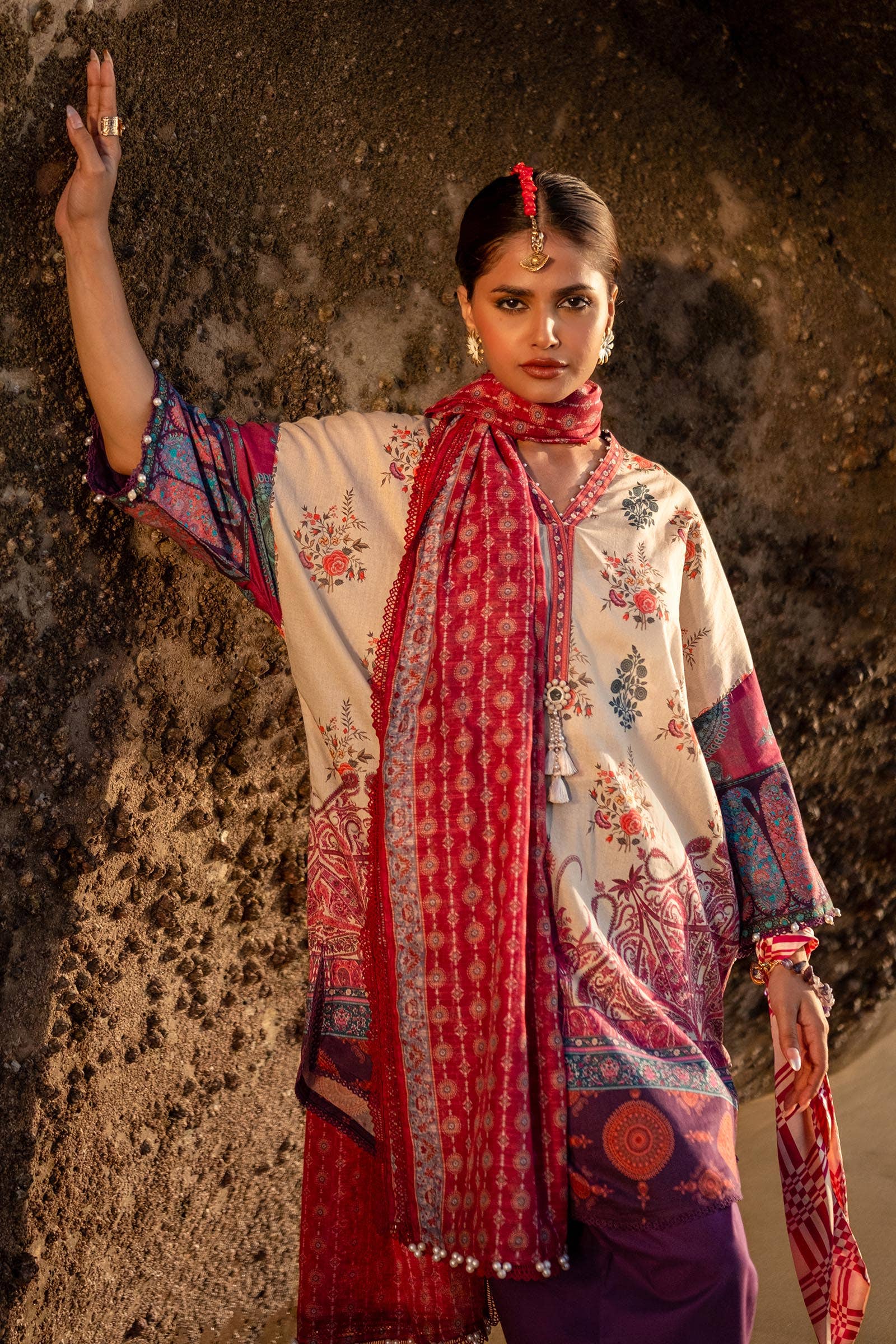 Sana Safinaz | Mahay Spring 24 | H241-021B-3DE - Pakistani Designer Dress - by Sana Safinaz | Type: Luxury - 100% Original at Saira Sultan