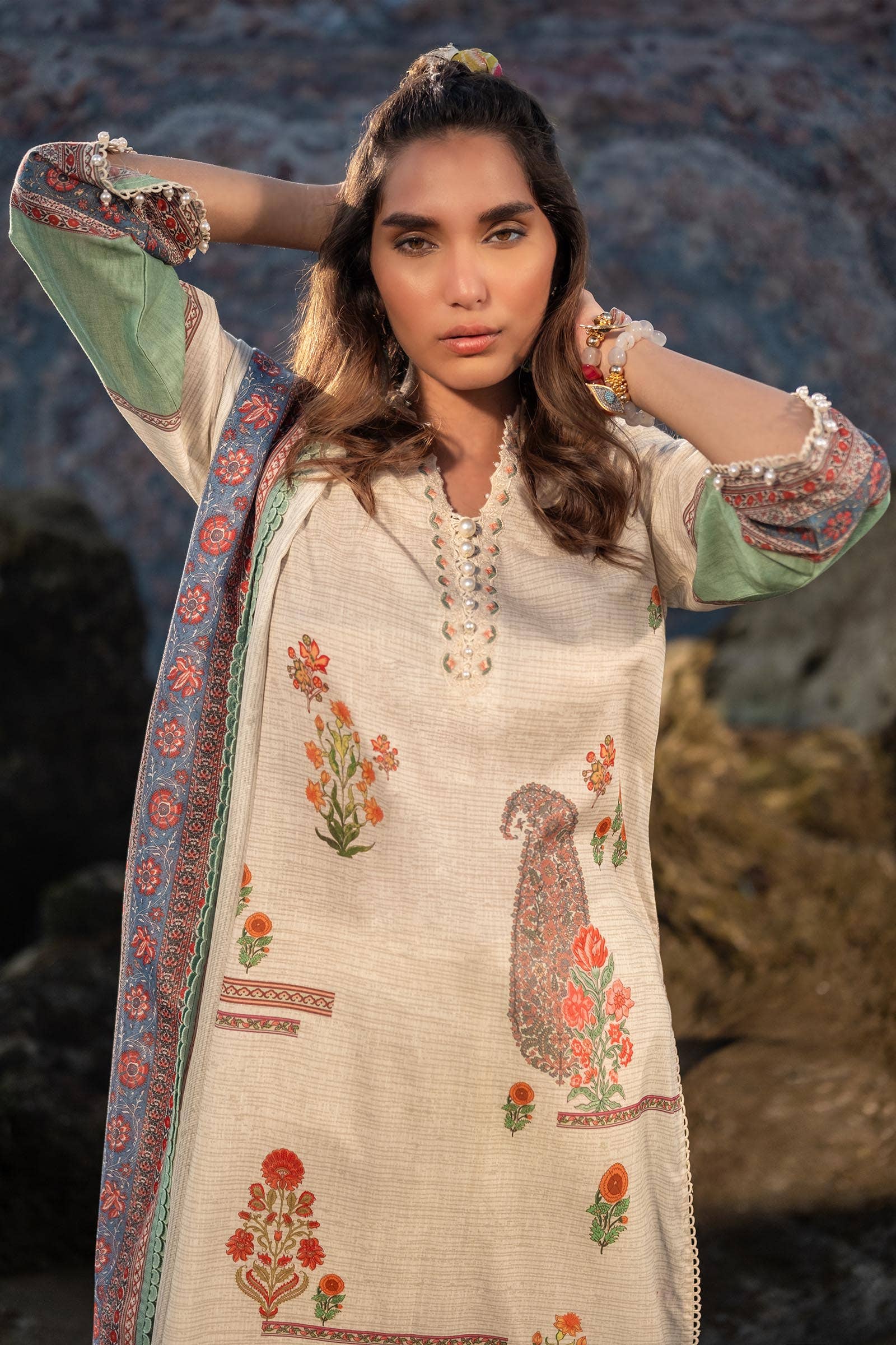 Sana Safinaz | Mahay Spring 24 | H241-022A-2BS - Pakistani Designer Dress - by Sana Safinaz | Type: Luxury - 100% Original at Saira Sultan