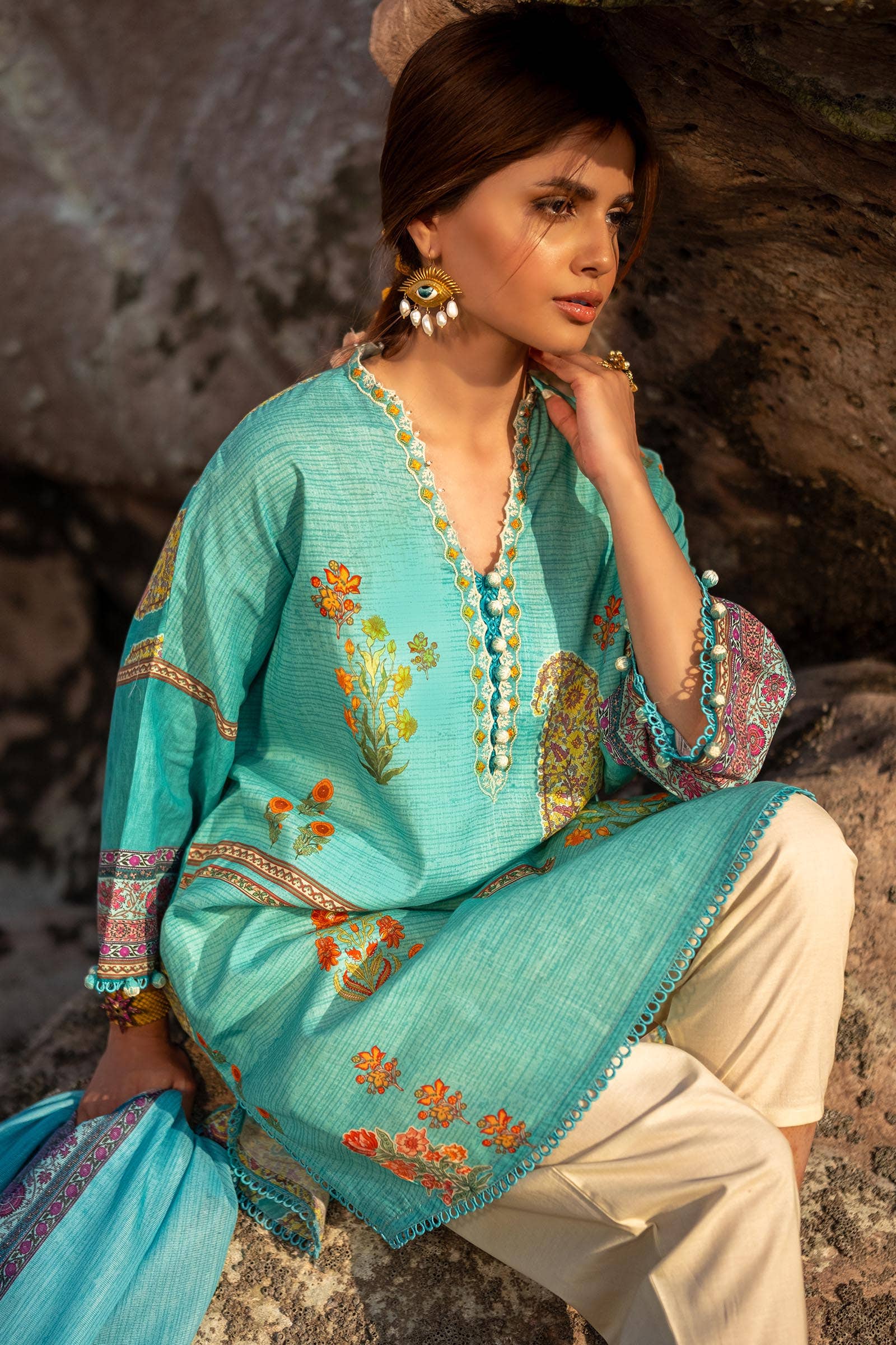 Sana Safinaz | Mahay Spring 24 | H241-022B-2BS - Pakistani Designer Dress - by Sana Safinaz | Type: Luxury - 100% Original at Saira Sultan