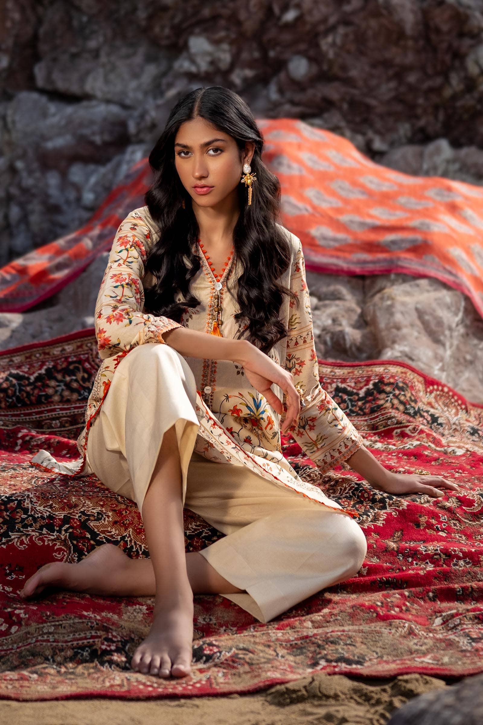 Sana Safinaz | Mahay Spring 24 | H241-023A-2DD - Pakistani Designer Dress - by Sana Safinaz | Type: Luxury - 100% Original at Saira Sultan