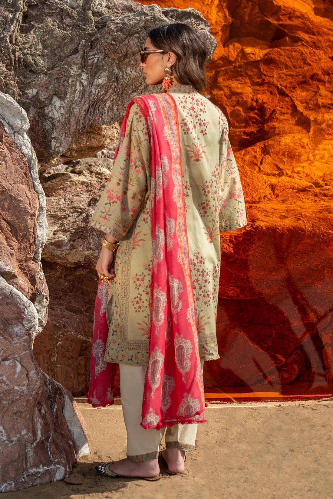 Sana Safinaz | Mahay Spring 24 | H241-023B-2DD - Pakistani Designer Dress - by Sana Safinaz | Type: Luxury - 100% Original at Saira Sultan