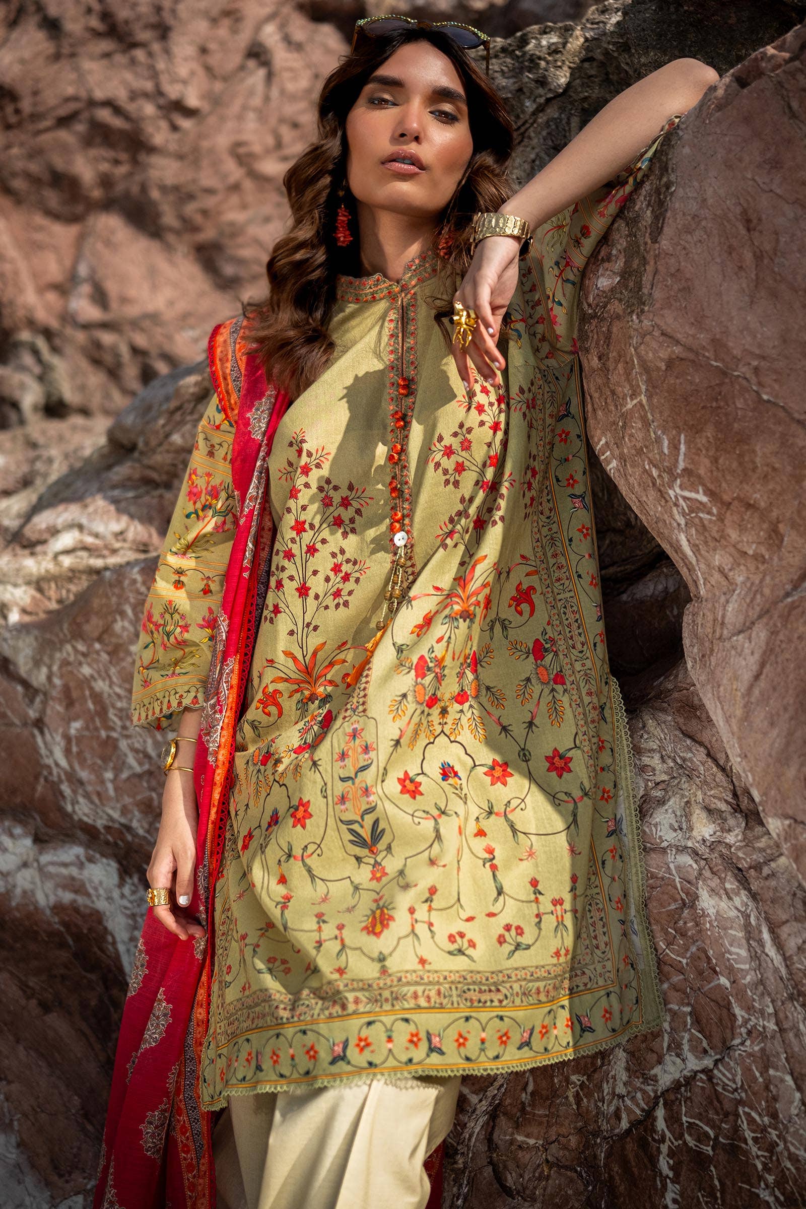 Sana Safinaz | Mahay Spring 24 | H241-023B-2DD - Pakistani Designer Dress - by Sana Safinaz | Type: Luxury - 100% Original at Saira Sultan