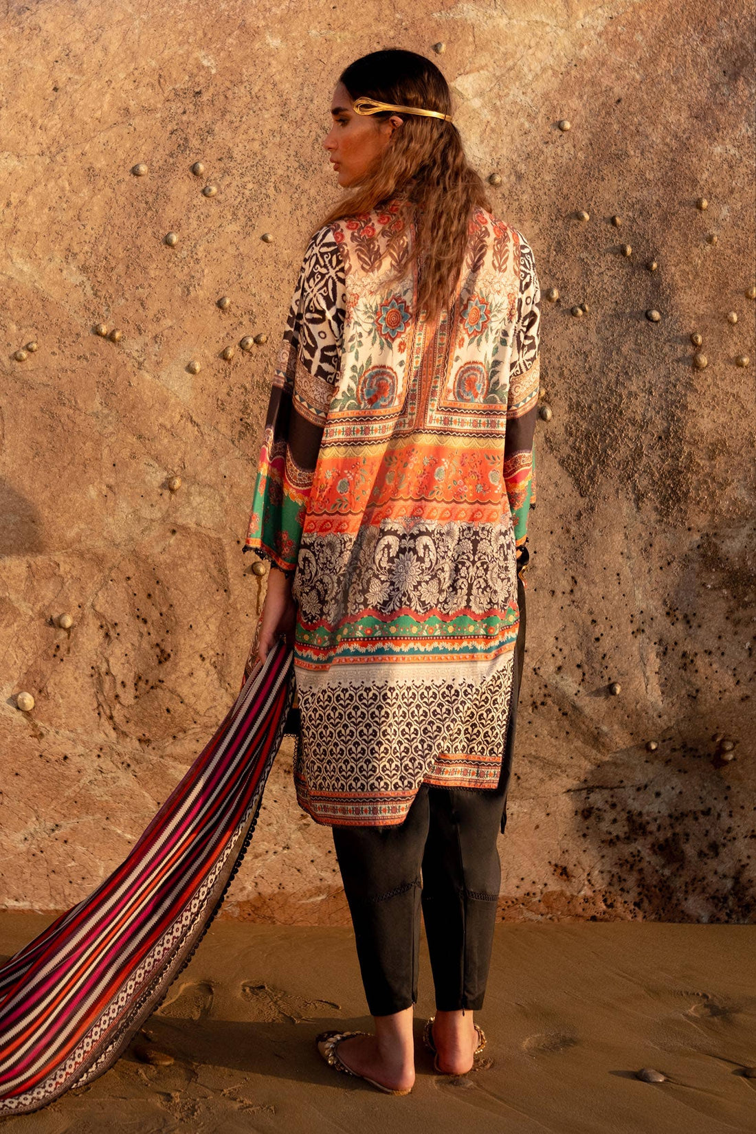 Sana Safinaz | Mahay Spring 24 | H241-024A-2I - Pakistani Designer Dress - by Sana Safinaz | Type: Luxury - 100% Original at Saira Sultan
