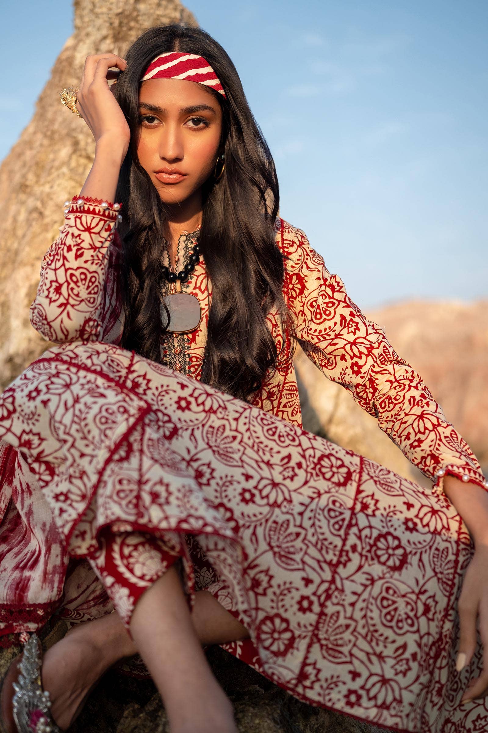 Sana Safinaz | Mahay Spring 24 | H241-008B-3CG - Pakistani Designer Dress - by Sana Safinaz | Type: Luxury - 100% Original at Saira Sultan
