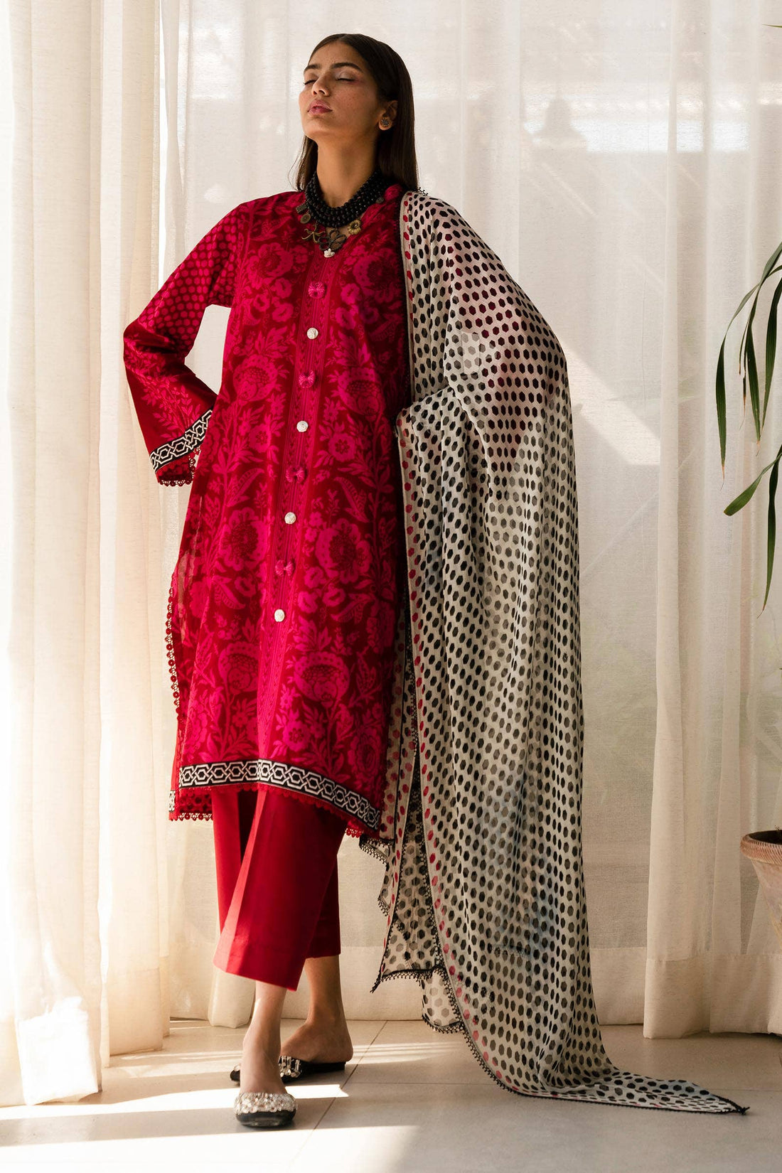 Sana Safinaz | Mahay Spring 24 | H241-010A-3CI - Pakistani Designer Dress - by Sana Safinaz | Type: Luxury - 100% Original at Saira Sultan