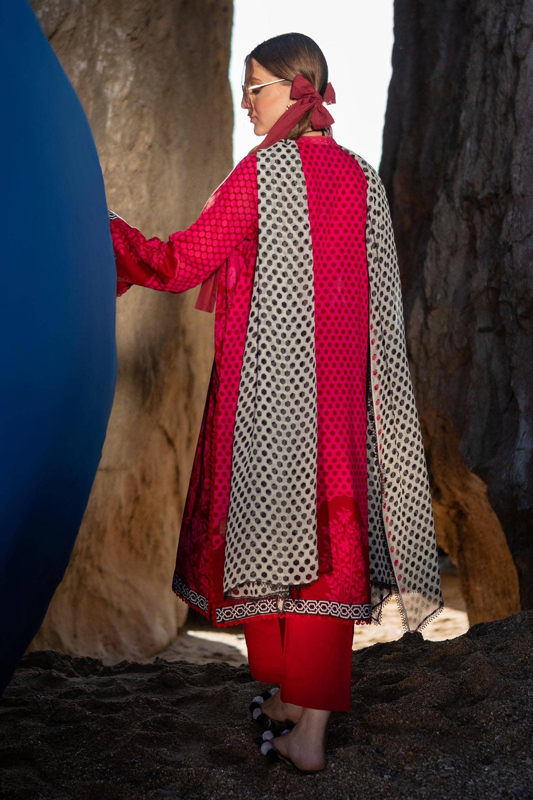 Sana Safinaz | Mahay Spring 24 | H241-010A-3CI - Pakistani Designer Dress - by Sana Safinaz | Type: Luxury - 100% Original at Saira Sultan