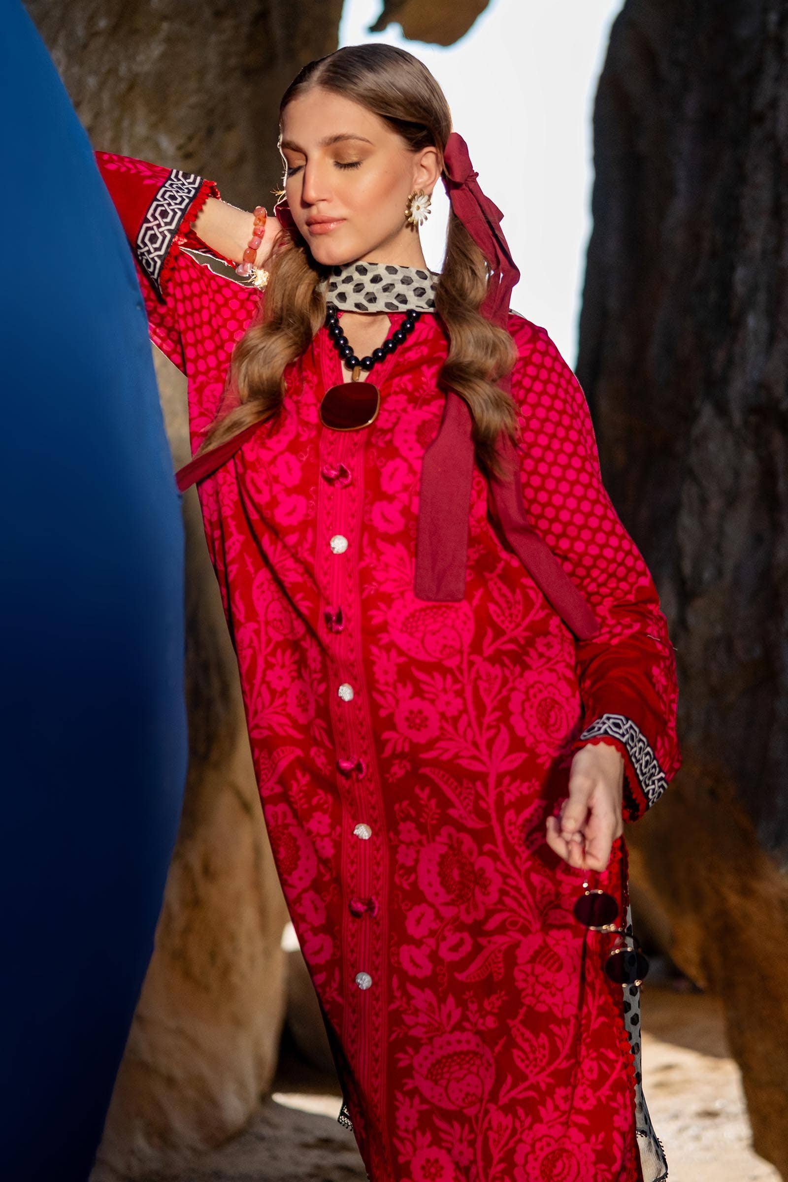 Sana Safinaz | Mahay Spring 24 | H241-010A-3CI - Pakistani Designer Dress - by Sana Safinaz | Type: Luxury - 100% Original at Saira Sultan