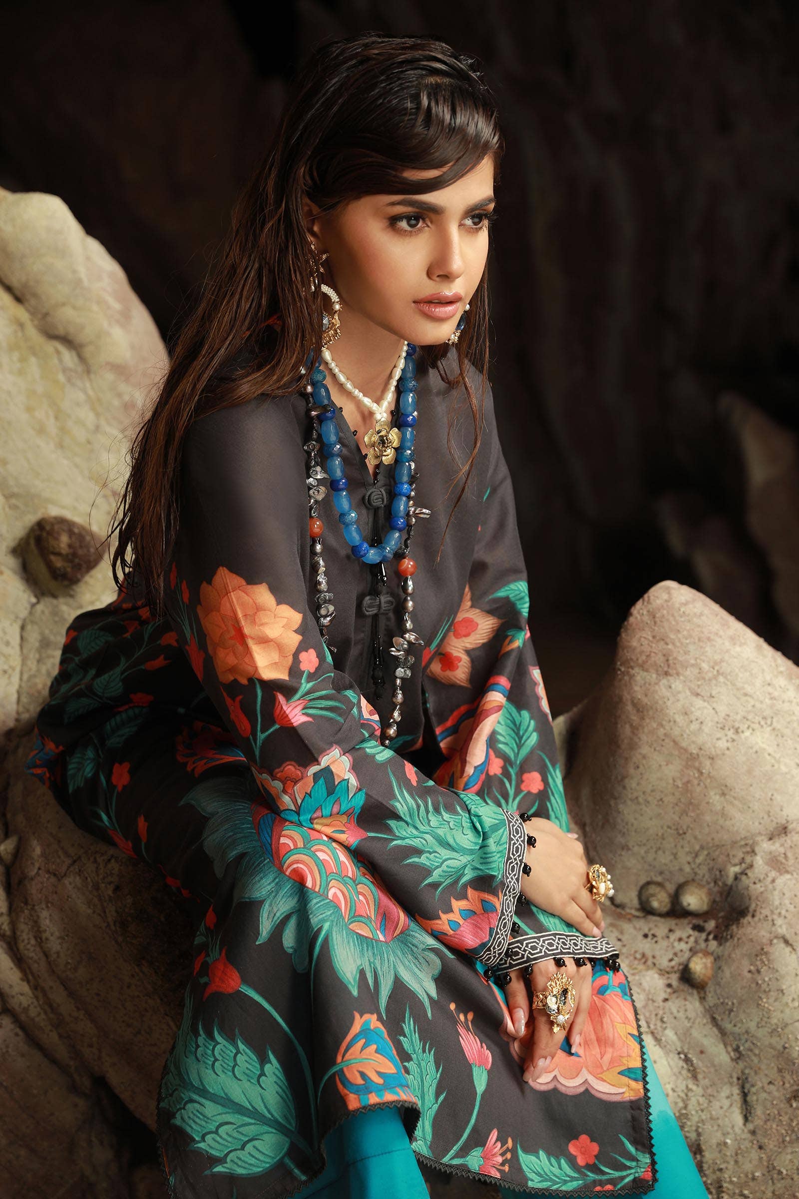 Sana Safinaz | Mahay Spring 24 | H241-011A-2C - Pakistani Designer Dress - by Sana Safinaz | Type: Luxury - 100% Original at Saira Sultan