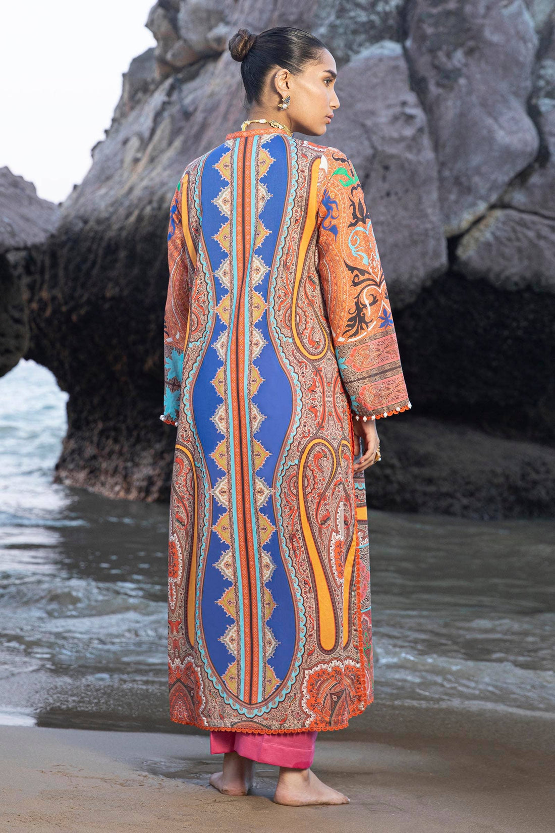 Sana Safinaz | Mahay Spring 24 | H241-012A-2C - Pakistani Designer Dress - by Sana Safinaz | Type: Luxury - 100% Original at Saira Sultan