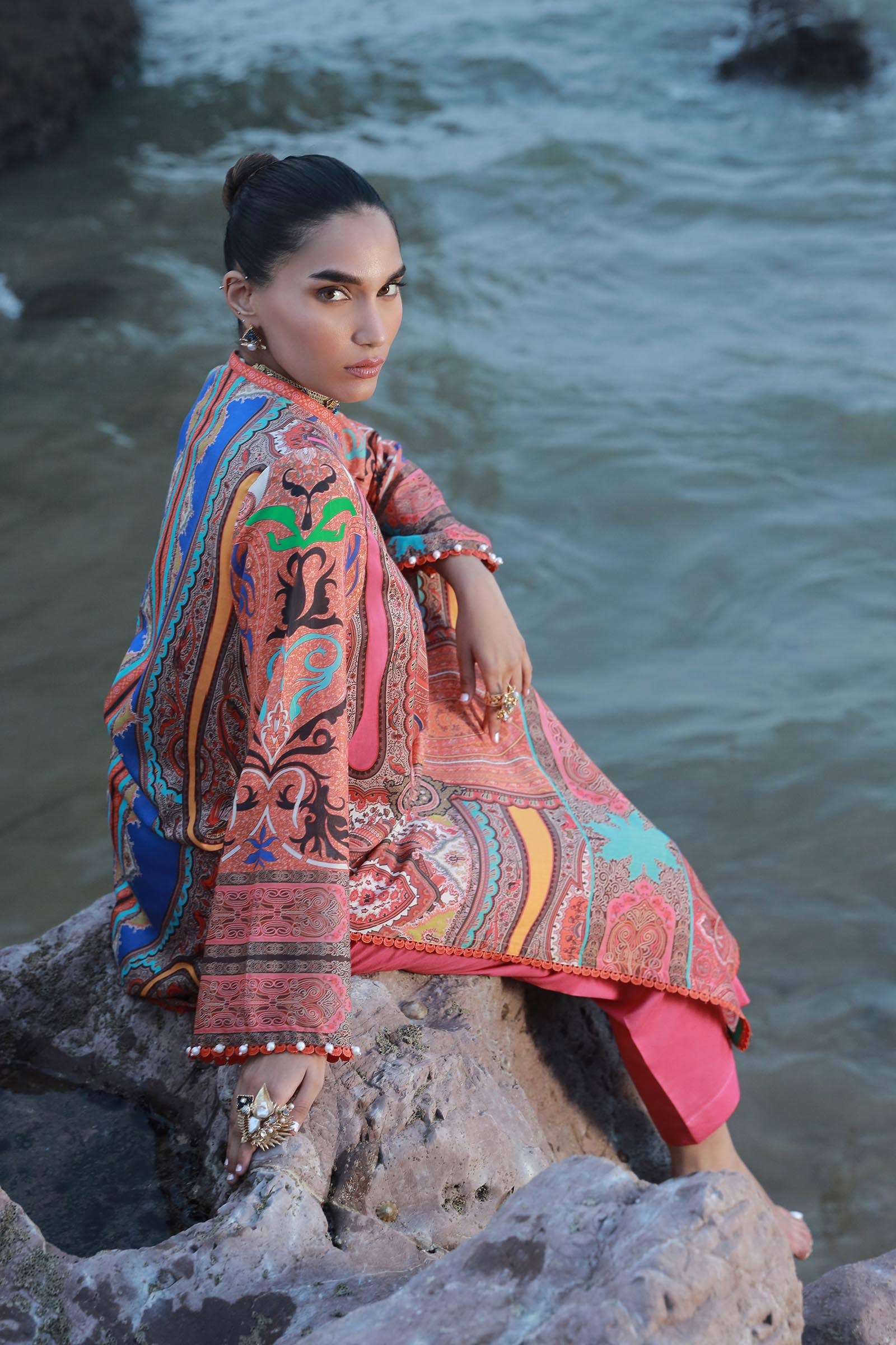 Sana Safinaz | Mahay Spring 24 | H241-012A-2C - Pakistani Designer Dress - by Sana Safinaz | Type: Luxury - 100% Original at Saira Sultan