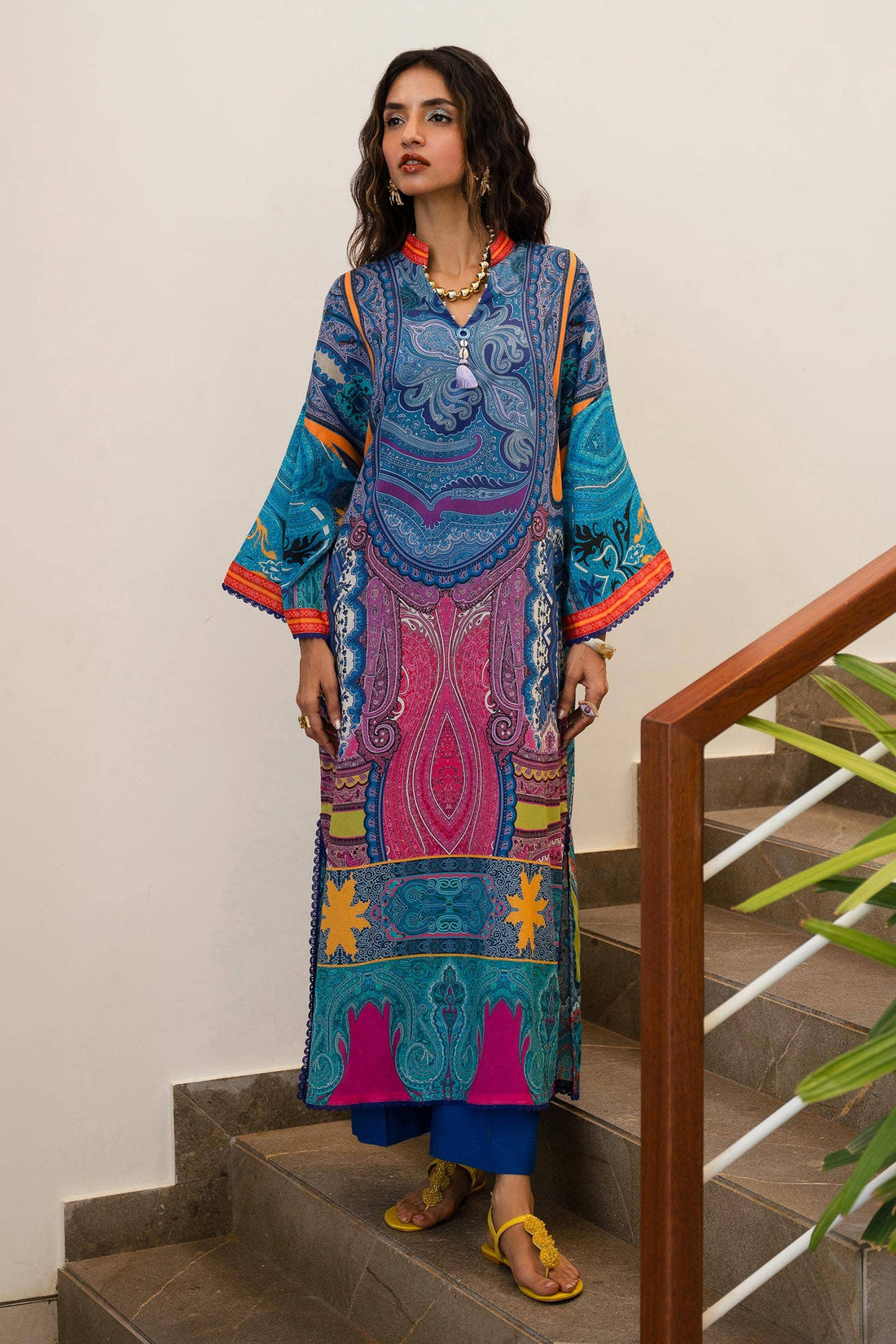 Sana Safinaz | Mahay Spring 24 | H241-012B-2C - Pakistani Designer Dress - by Sana Safinaz | Type: Luxury - 100% Original at Saira Sultan