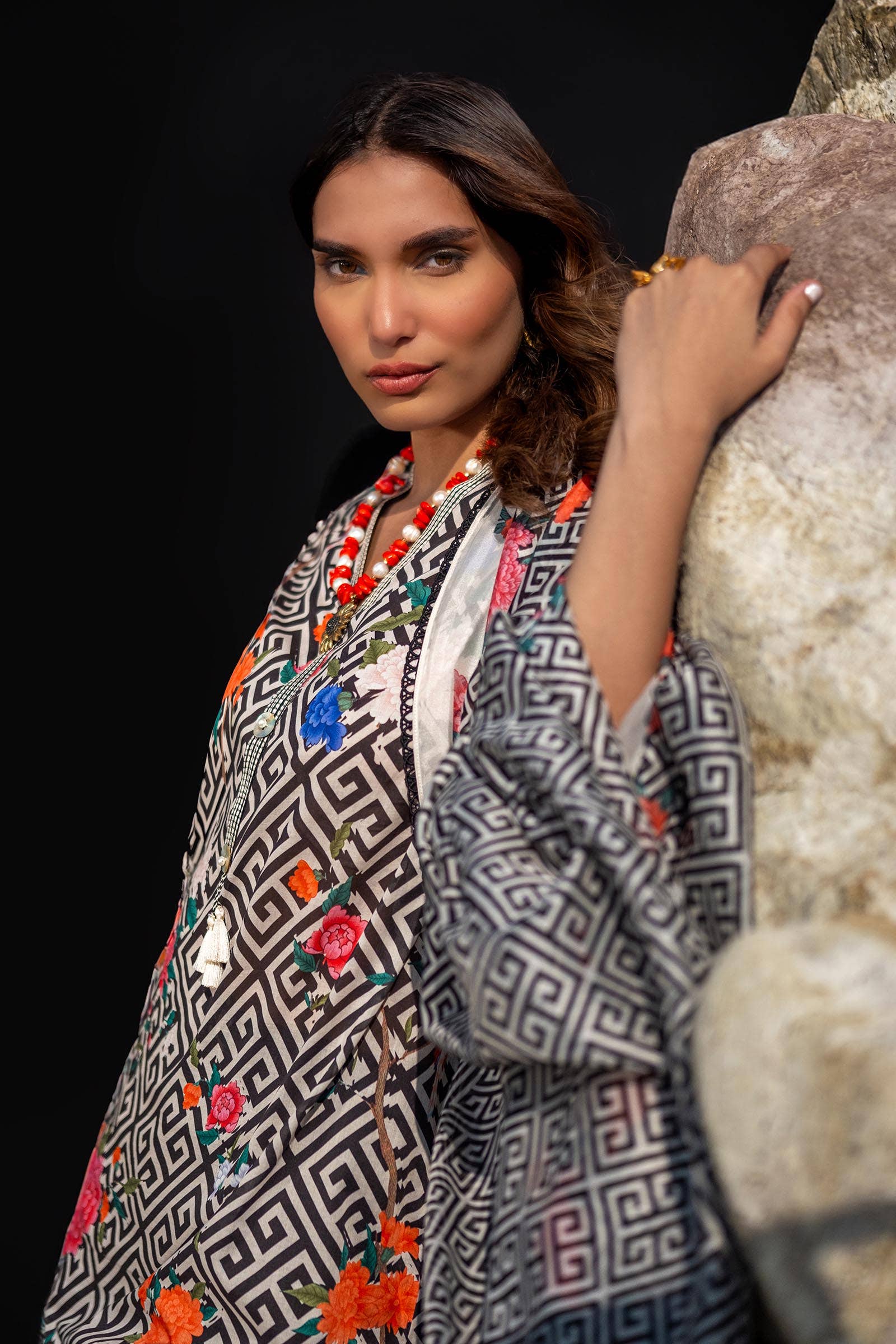 Sana Safinaz | Mahay Spring 24 | H241-013A-2BK - Pakistani Designer Dress - by Sana Safinaz | Type: Luxury - 100% Original at Saira Sultan