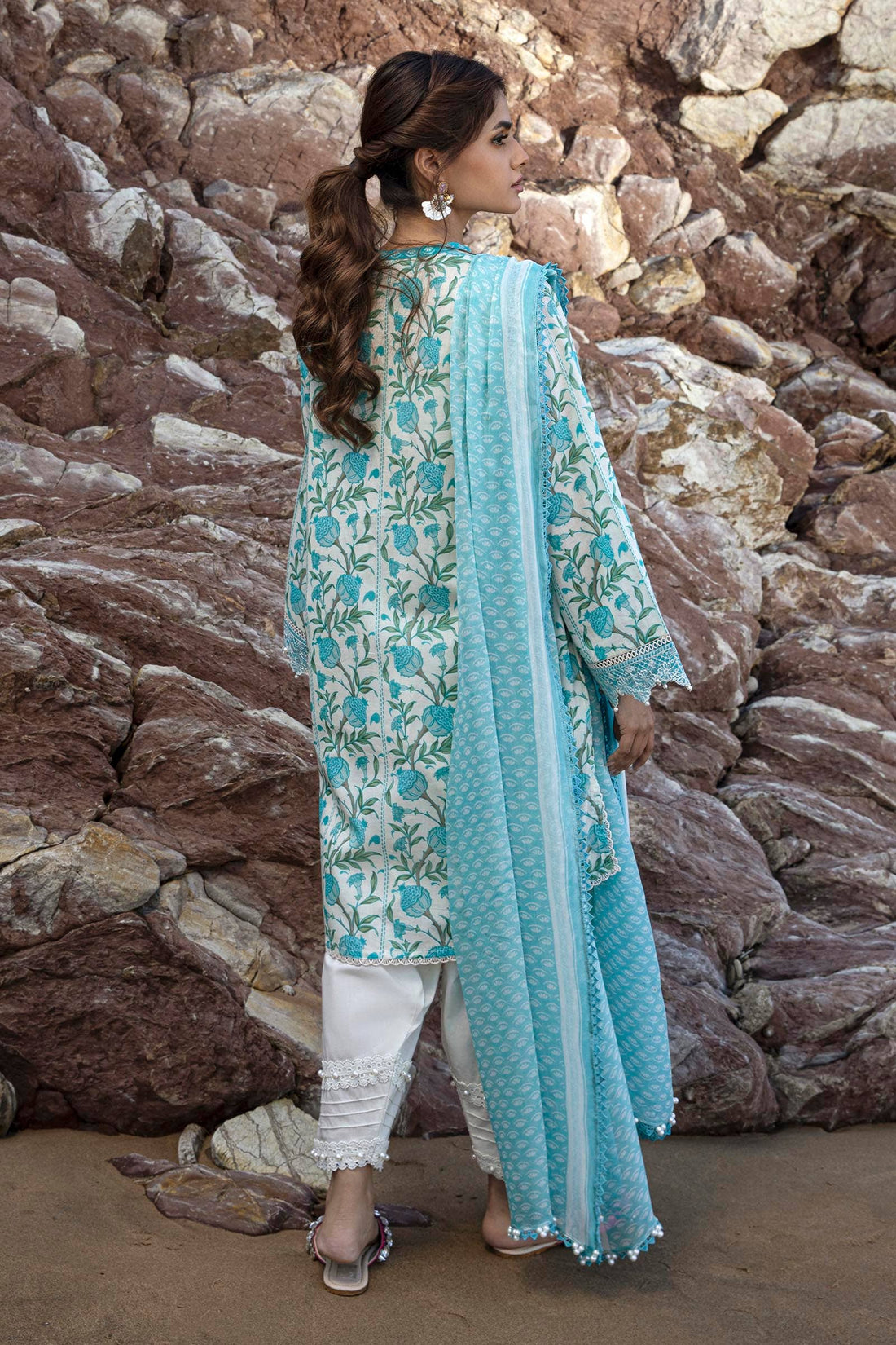 Sana Safinaz | Mahay Spring 24 | H241-002A-2BI - Pakistani Designer Dress - by Sana Safinaz | Type: Luxury - 100% Original at Saira Sultan