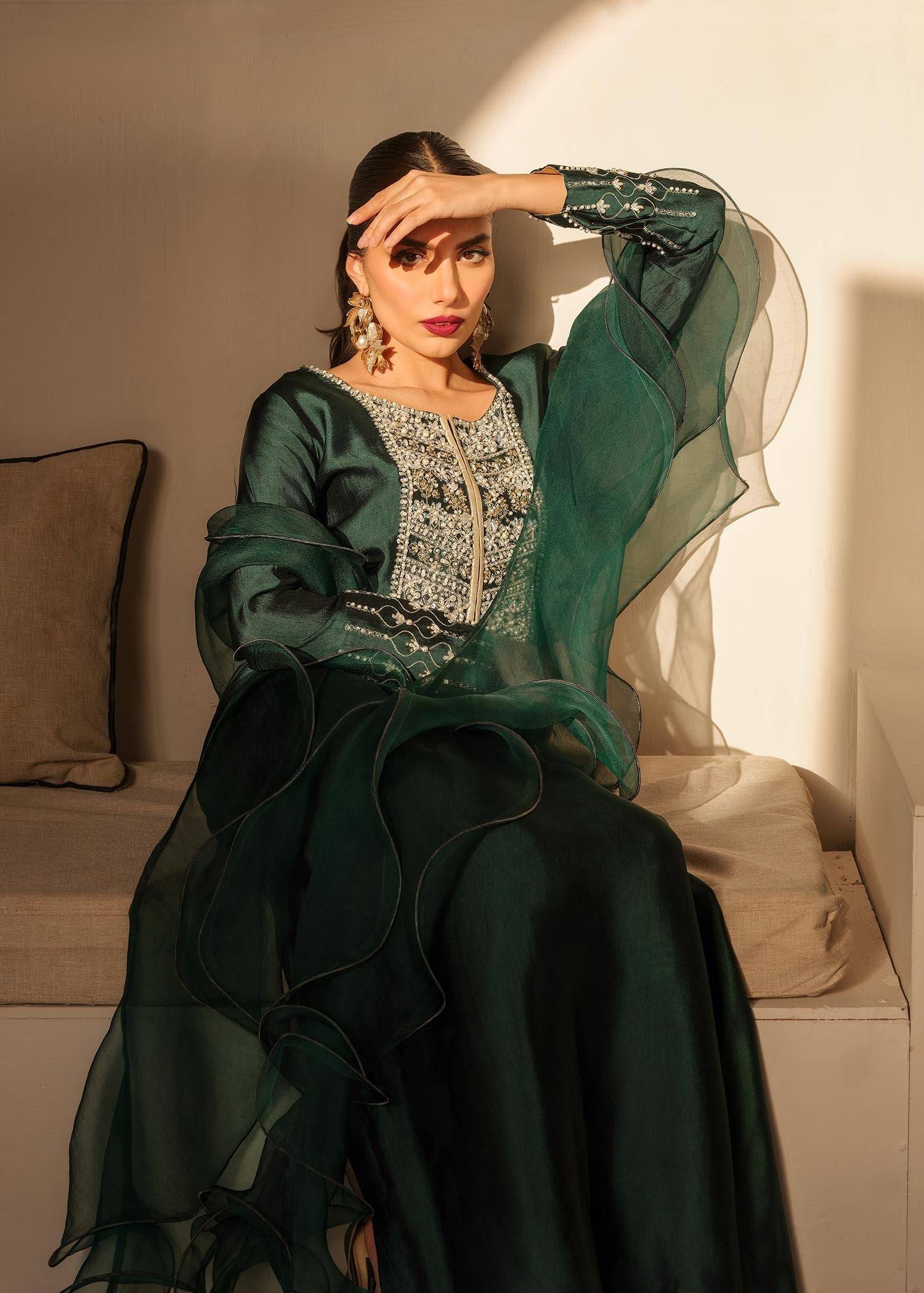 Mahum Asad | Raising The Bar | Icon - Pakistani Designer Dress - by Mahum Asad | Type: Formal - 100% Original at Saira Sultan