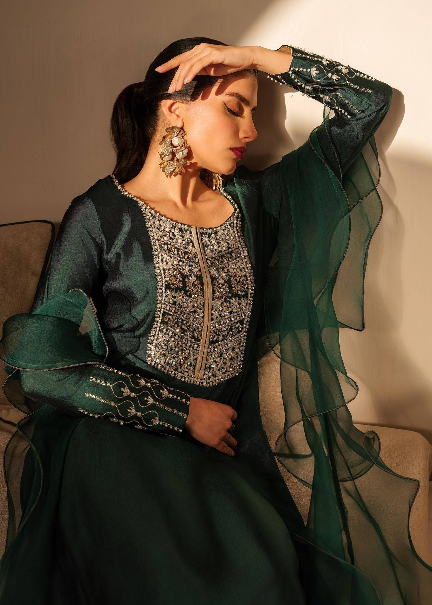Mahum Asad | Raising The Bar | Icon - Pakistani Designer Dress - by Mahum Asad | Type: Formal - 100% Original at Saira Sultan