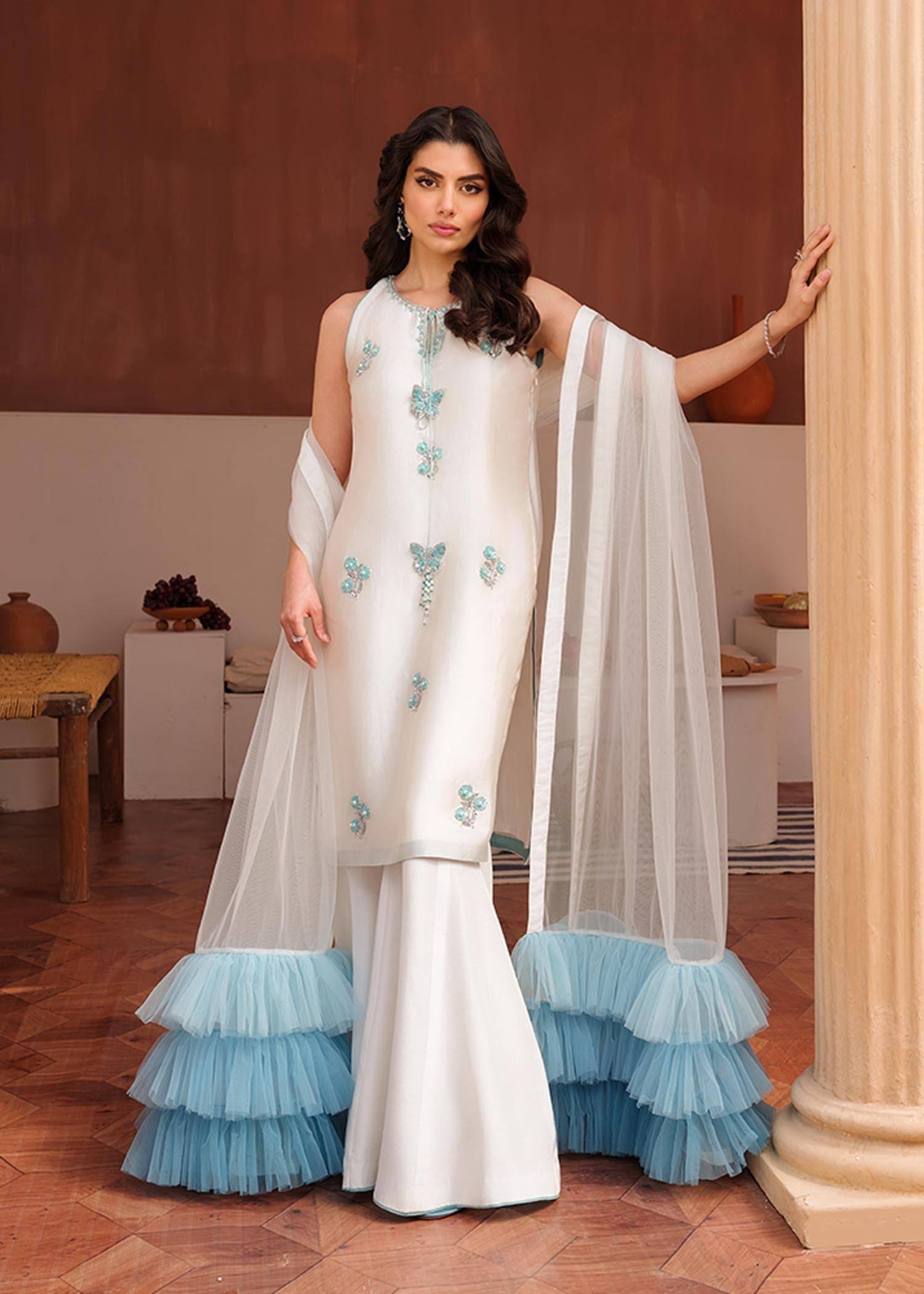 Mahum Asad | Raising The Bar | Trendsetter - Pakistani Designer Dress - by Mahum Asad | Type: Formal - 100% Original at Saira Sultan