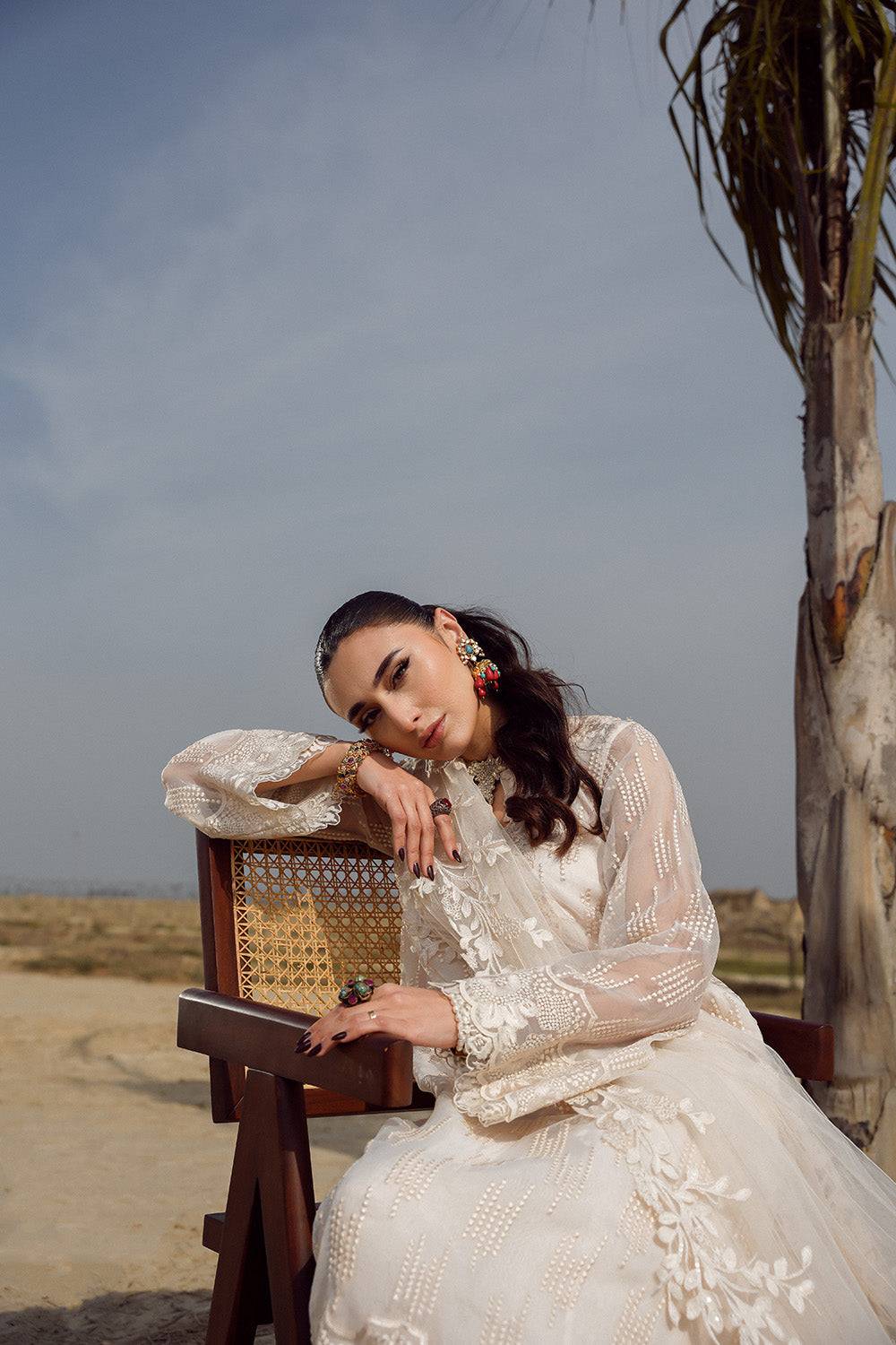 Nilofer Shahid | Verve Summer 24 | Anastasia (3pc)  Verve SS 24 - Pakistani Designer Dress - by Nilofer Shahid | Type: Formal - 100% Original at Saira Sultan