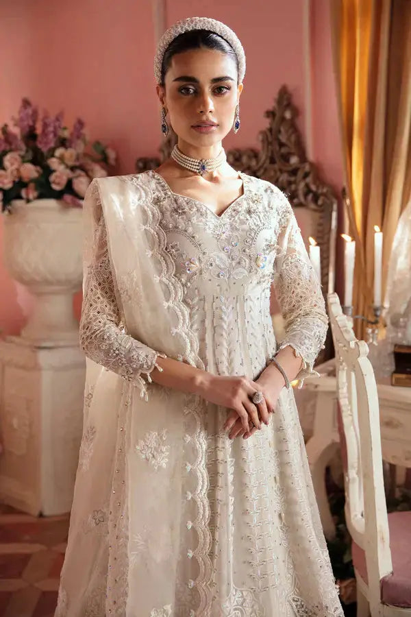 Nureh | The Secret Garden | Selina - Pakistani Designer Dress - by Nureh | Type: Formal - 100% Original at Saira Sultan