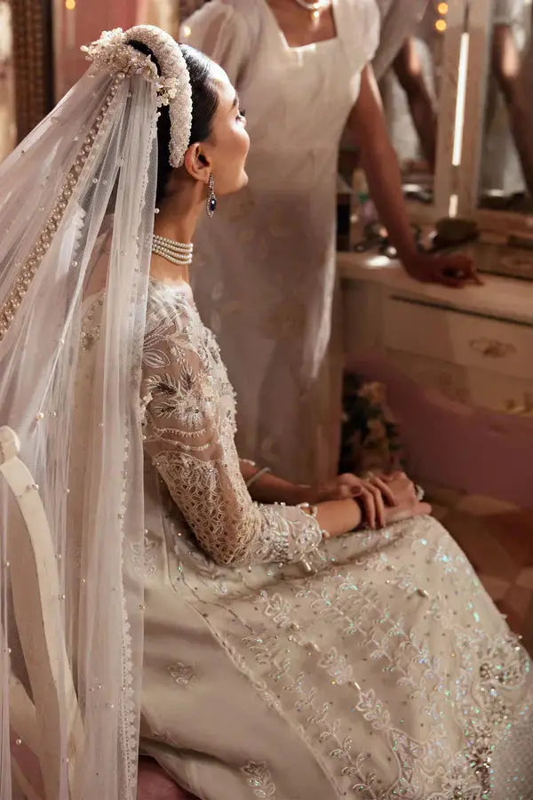 Nureh | The Secret Garden | Selina - Pakistani Designer Dress - by Nureh | Type: Formal - 100% Original at Saira Sultan