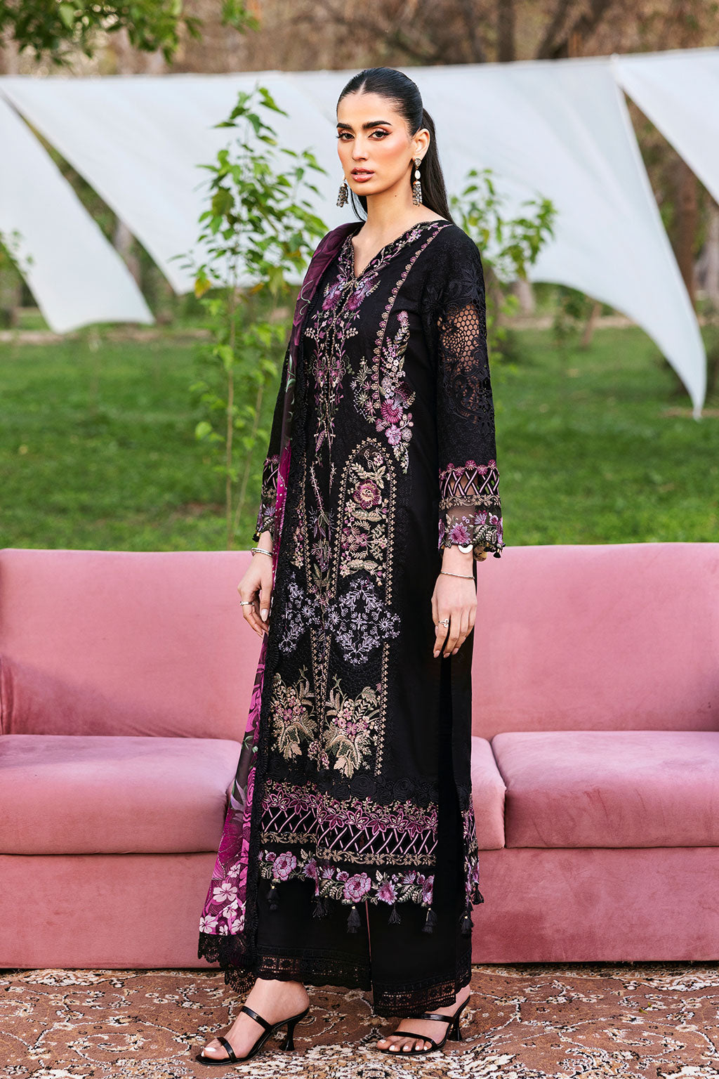 Ramsha | Riwayat Lawn Collection | Y-1302 L Black Lawn