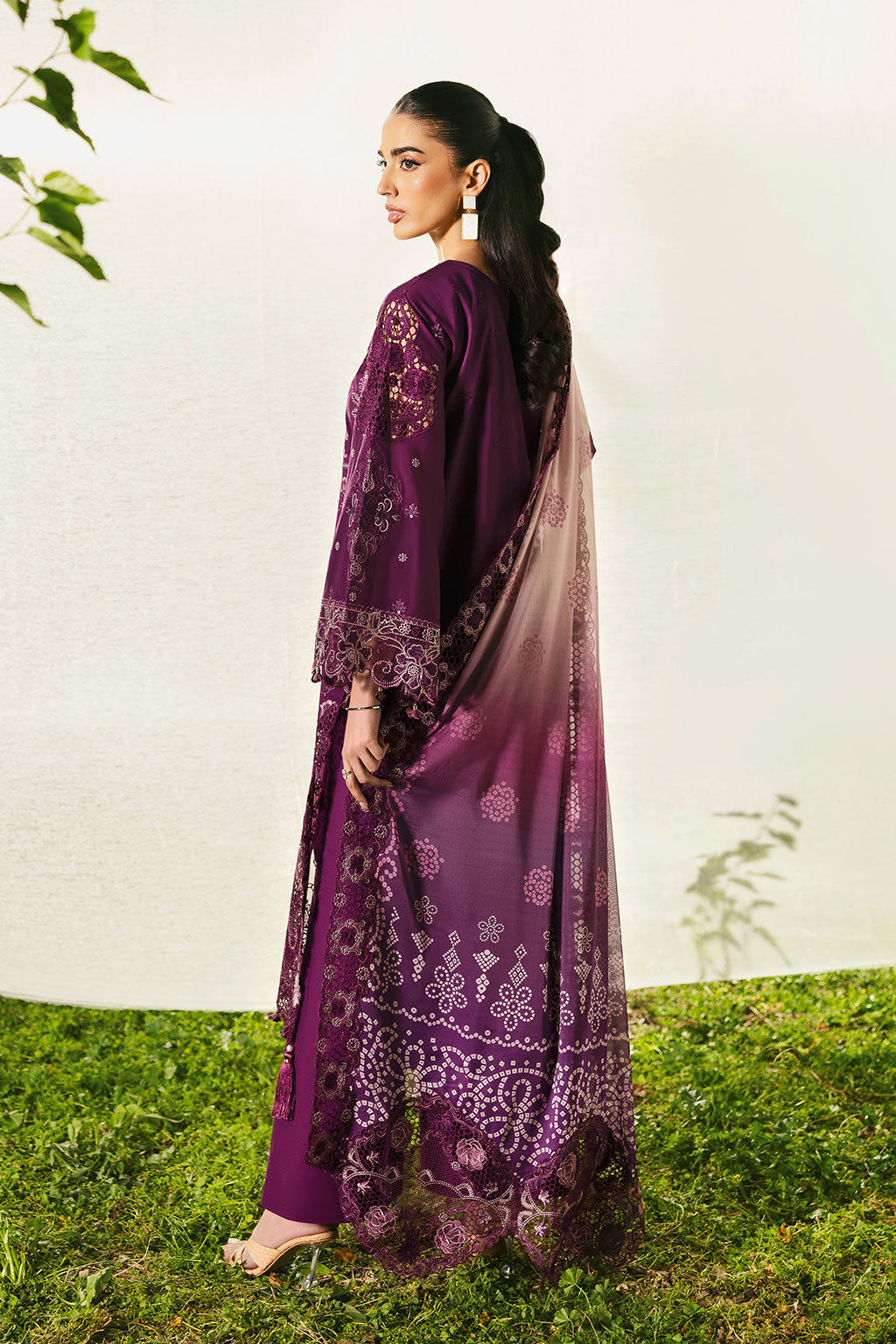 Ramsha | Riwayat Lawn Collection | Y-1305 XS Magenta Lawn