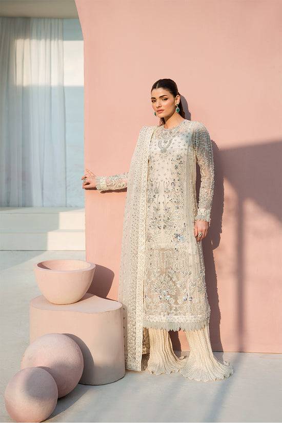 Raja Salahuddin | Love in Bloom | Staller - Pakistani Designer Dress - by Raja Salahuddin | Type: Formal - 100% Original at Saira Sultan