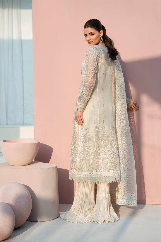 Raja Salahuddin | Love in Bloom | Staller - Pakistani Designer Dress - by Raja Salahuddin | Type: Formal - 100% Original at Saira Sultan