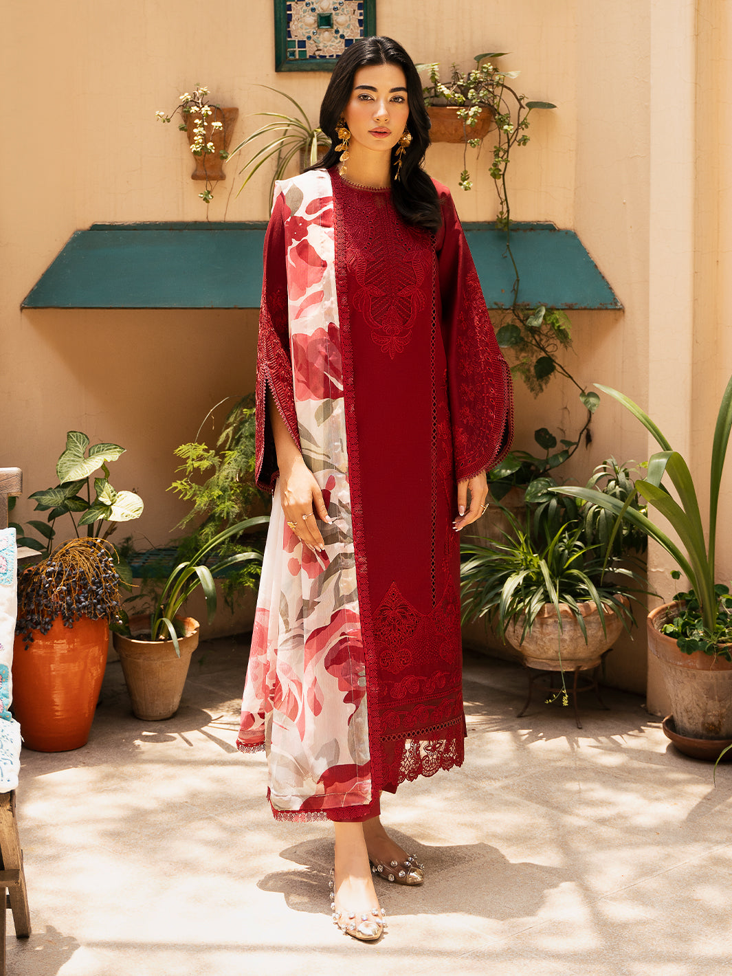 Izel | Dastak Luxury Lawn | REET -  Izel Ladies Clothes -  Saira Sultan