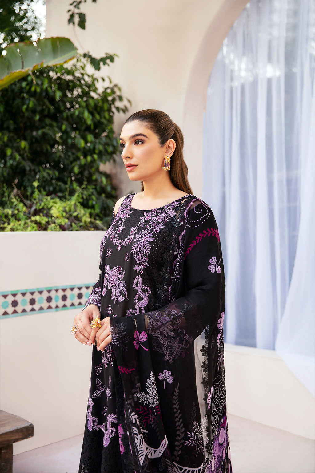 Ramsha | Andaaz Collection | Z-1001 M Black Lawn