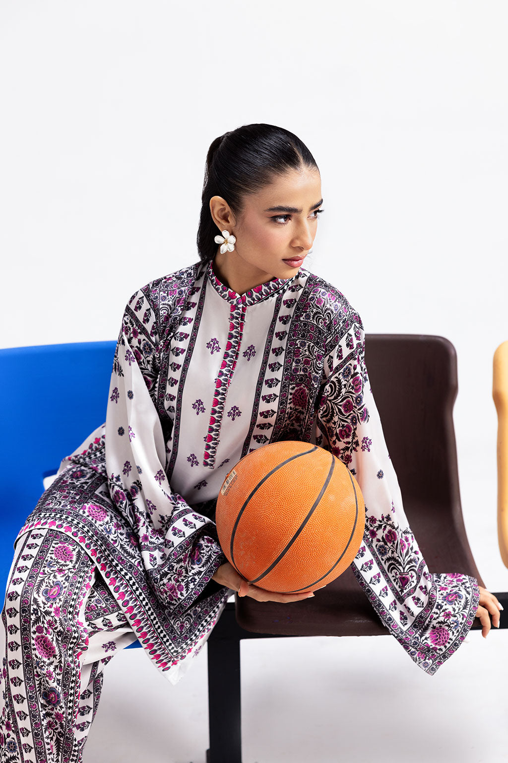 Afsanah | The Print Edit | GARDEN GLAM AP-113 L White Silk