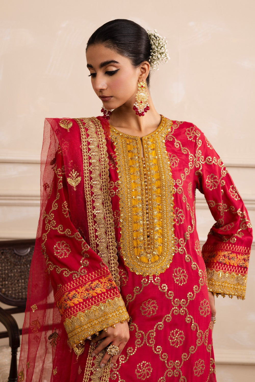 Maryum N Maria | Izara Formals | ROHA - MW40036 M Crimson Grip