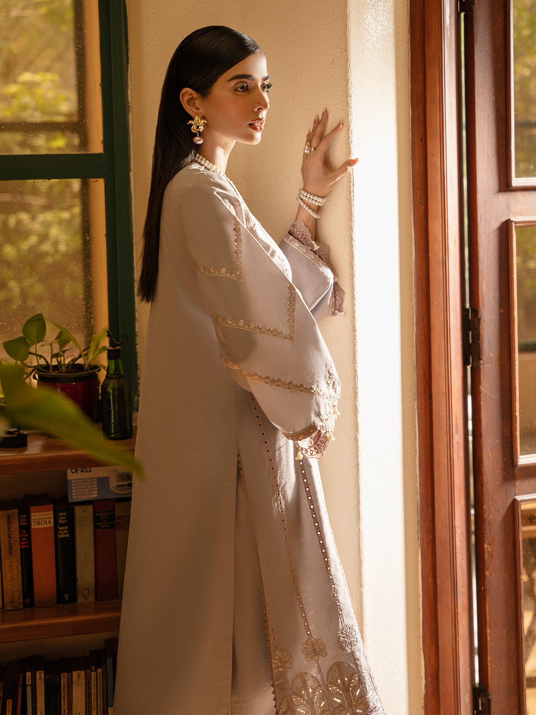 Izel | Dastak Luxury Lawn | SAAYE -  Izel Ladies Clothes -  Saira Sultan