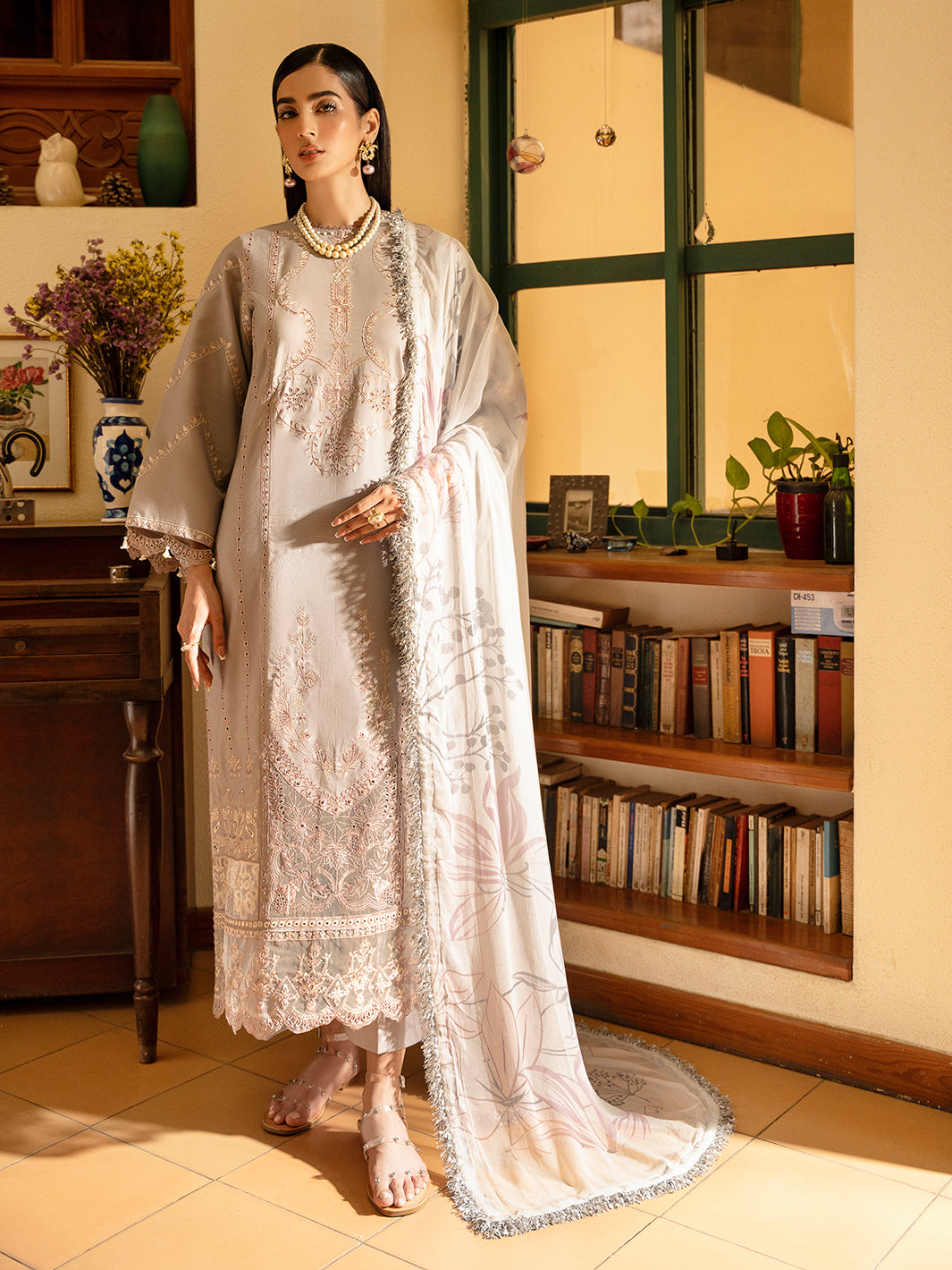 Izel | Dastak Luxury Lawn | SAAYE -  Izel Ladies Clothes -  Saira Sultan