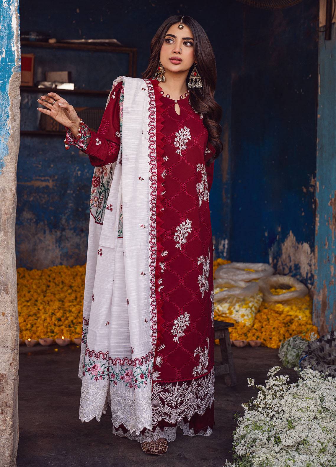Sahane | Sahakari Chikankari Lawn Edit 24 | Gulaab - Pakistani Designer Dress - by Sahane | Type: Luxury - 100% Original at Saira Sultan