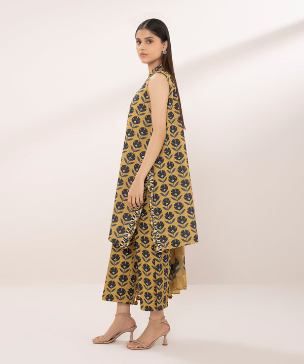 Sapphire | Eid Collection | D102 - Pakistani Designer Dress - by Sapphire | Type: Luxury - 100% Original at Saira Sultan