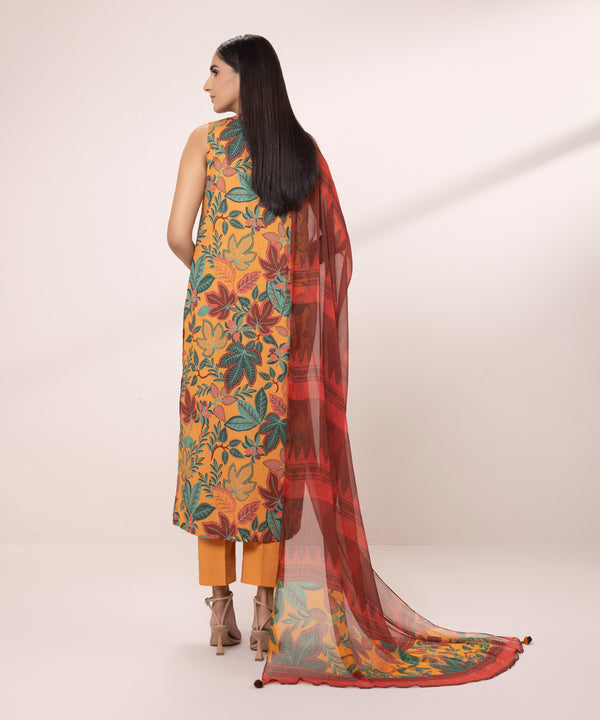 Sapphire | Eid Collection | D108 - Pakistani Designer Dress - by Sapphire | Type: Luxury - 100% Original at Saira Sultan