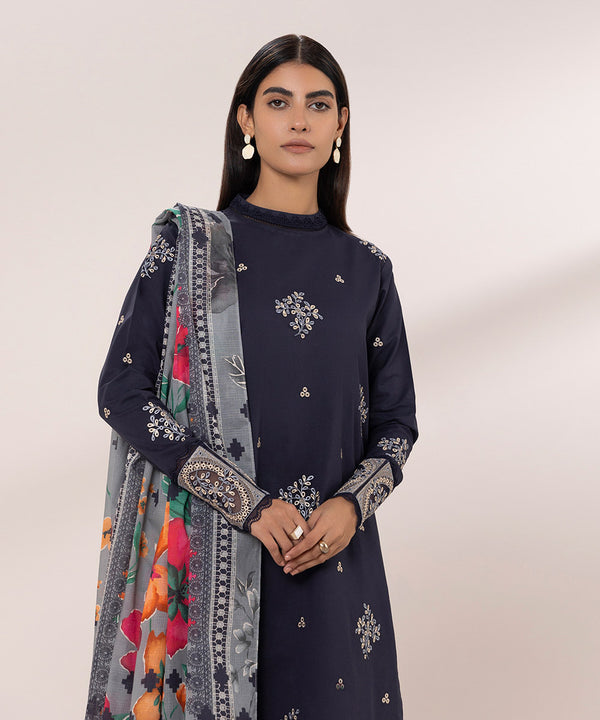 Sapphire | Eid Collection | D122 - Pakistani Designer Dress - by Sapphire | Type: Luxury - 100% Original at Saira Sultan