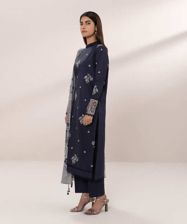 Sapphire | Eid Collection | D122 - Pakistani Designer Dress - by Sapphire | Type: Luxury - 100% Original at Saira Sultan