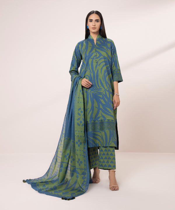 Sapphire | Eid Collection | D112 - Pakistani Designer Dress - by Sapphire | Type: Luxury - 100% Original at Saira Sultan