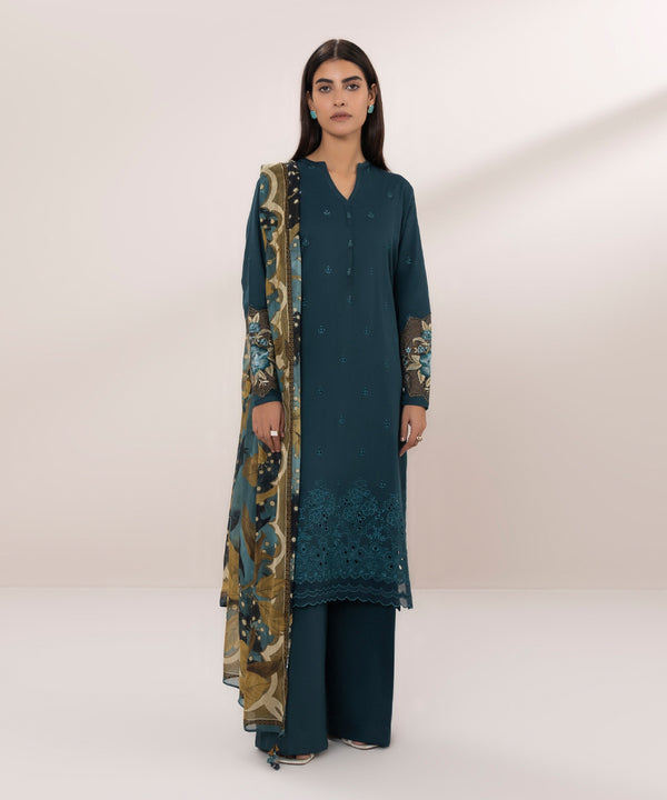 Sapphire | Eid Collection | D101 - Pakistani Designer Dress - by Sapphire | Type: Luxury - 100% Original at Saira Sultan